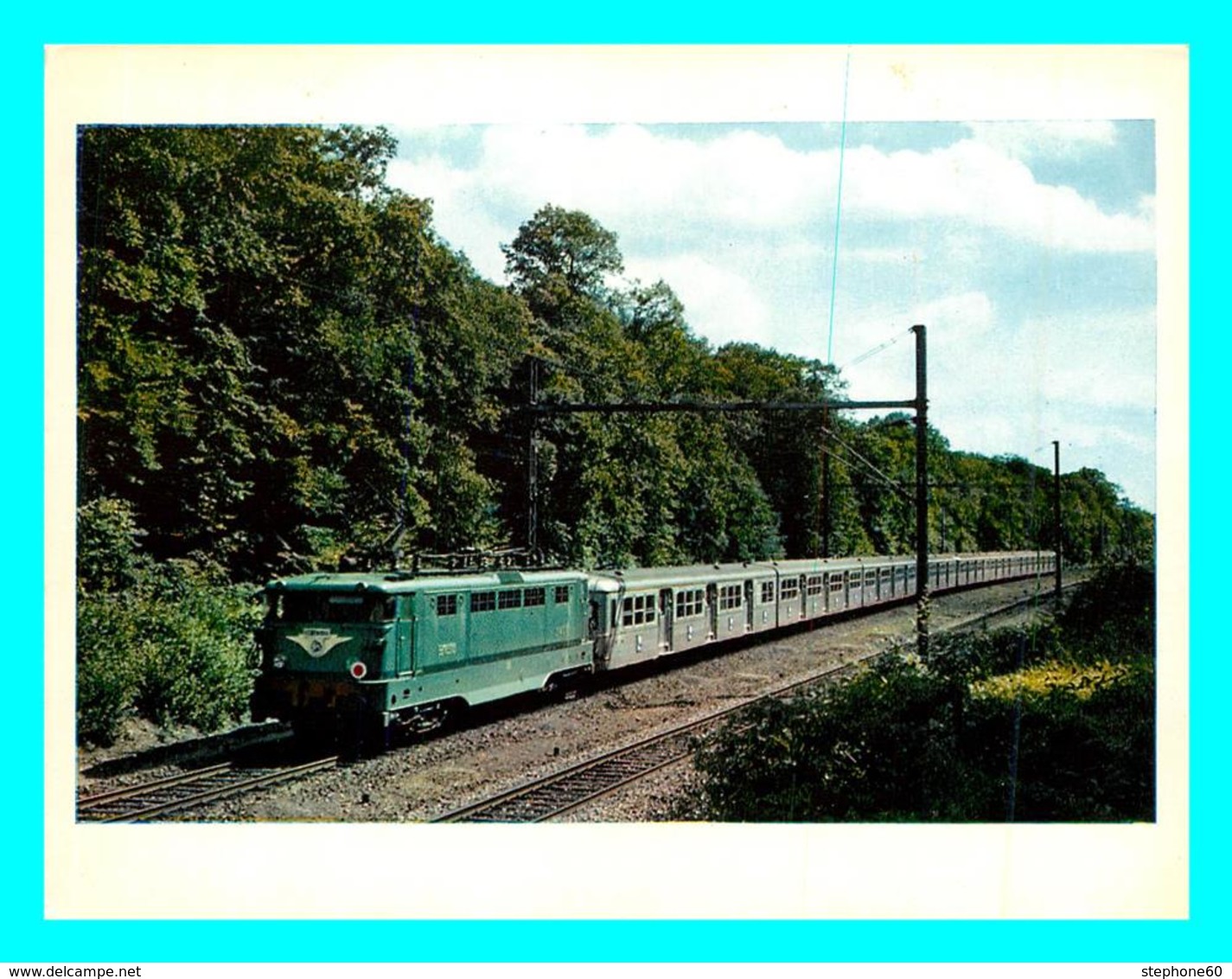 1lo - a207   Lot de 85 Cartes La Vie du Rail ( Train - Chemin de Fer )