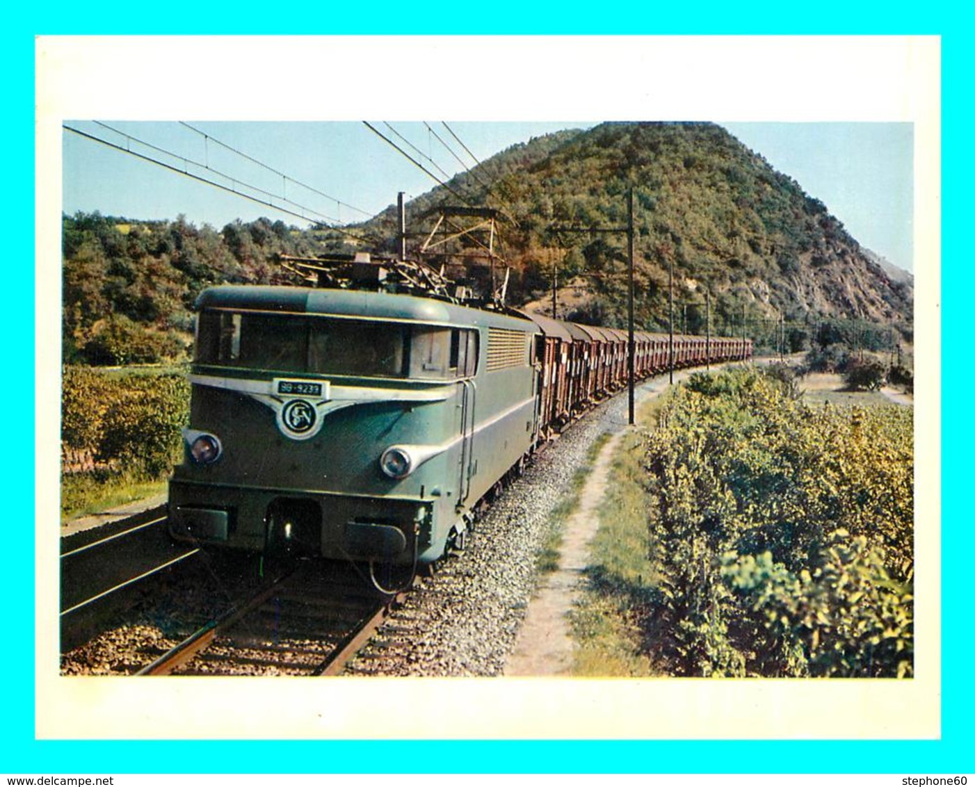 1lo - a207   Lot de 85 Cartes La Vie du Rail ( Train - Chemin de Fer )