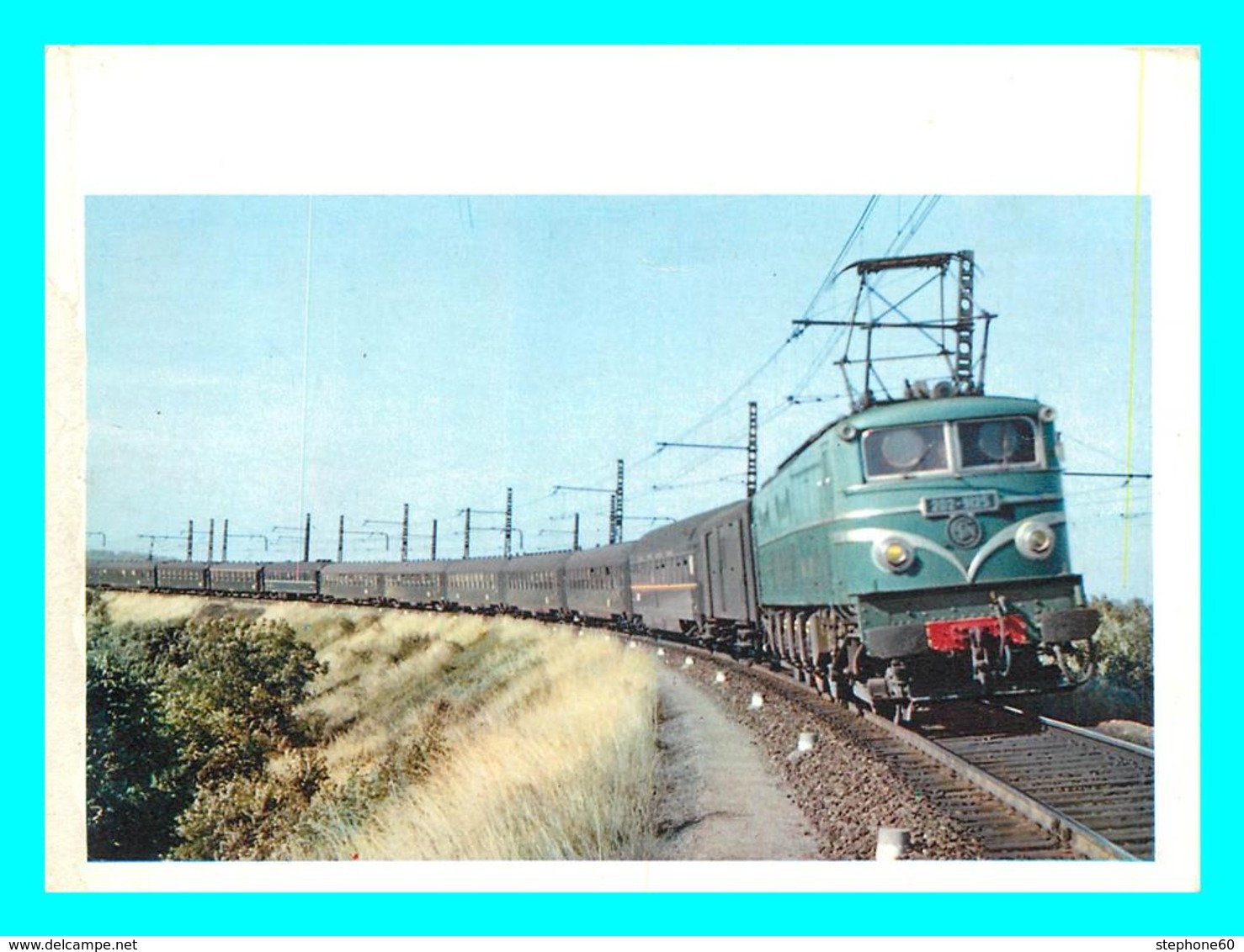 1lo - a207   Lot de 85 Cartes La Vie du Rail ( Train - Chemin de Fer )