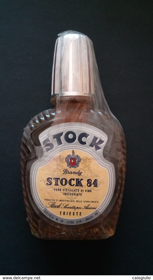 2 Bottiglie - Royal Stock 250 Cl E Stock 84 100 Cl - Con Cellophane Originale - Spirituosen