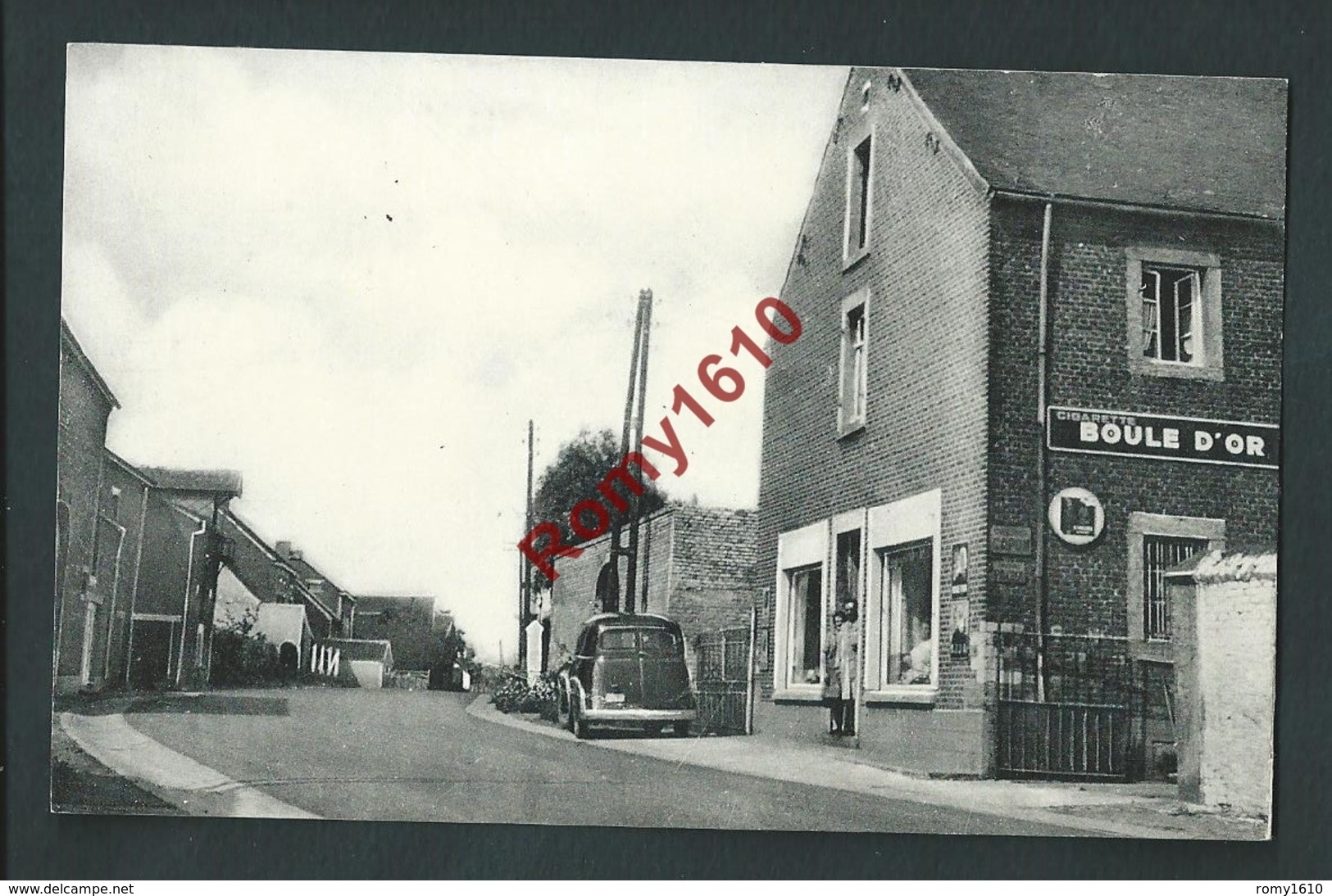 Taviers.  Eghezée.  Petit Magasin Tabacs-cigares. Animée. - Eghezée