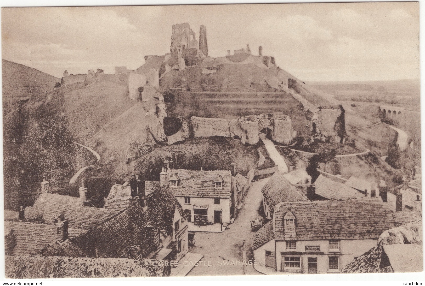 Corfe Castle, Swanage - (England) - Swanage