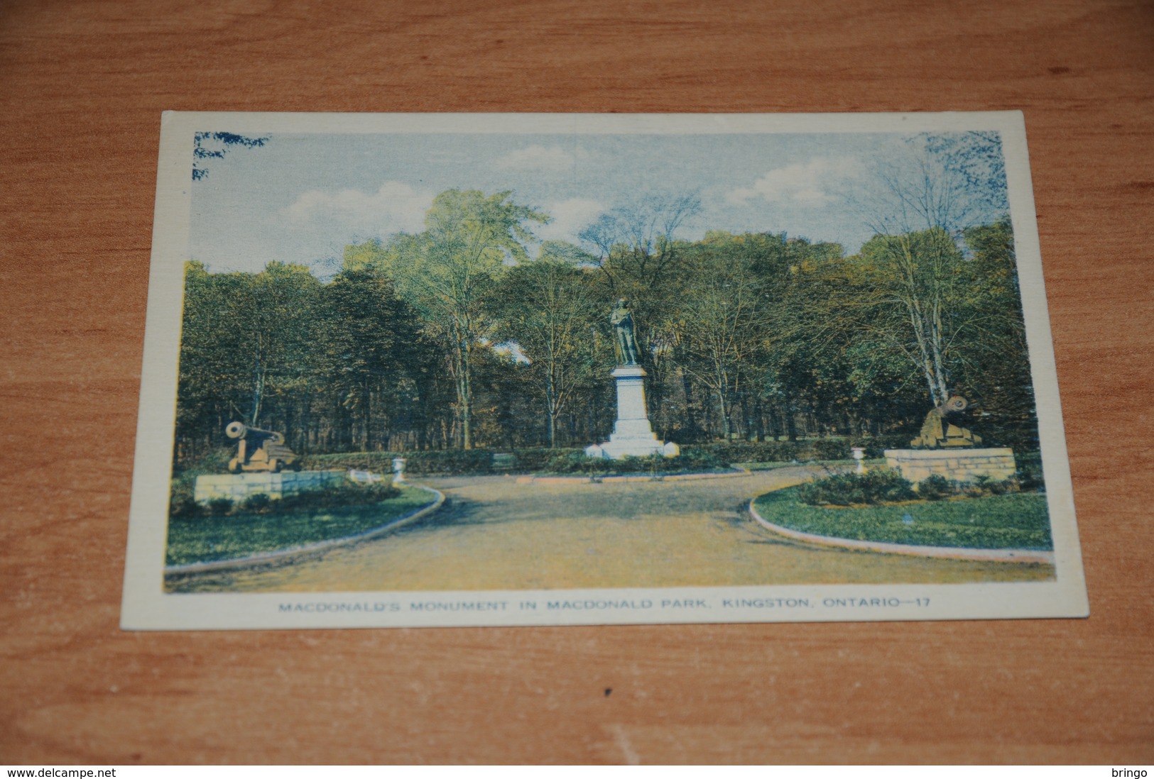3053-           CANADA, ONTARIO, KINGSTON, MACDONALD'S MONUMENT IN MACDONALD PARK - Kingston