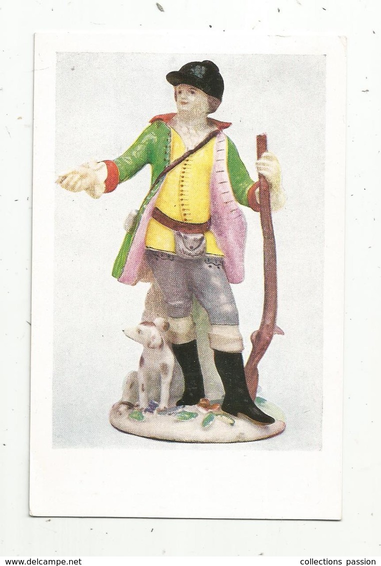 JC , Cp, Objets D'art , PORCELAIN FIGURE OF A SPORTSMAN , Victoria And Albert Museum - Articles Of Virtu