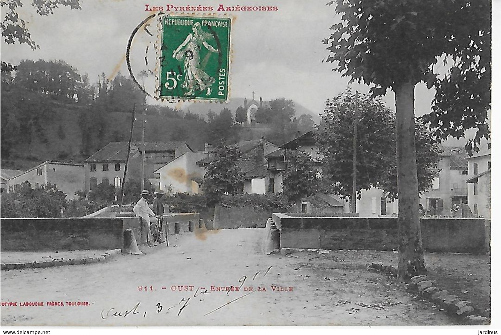 OUST ( Pyrénées Ariégeoises) : Entrée De La Ville (1911) - Oust