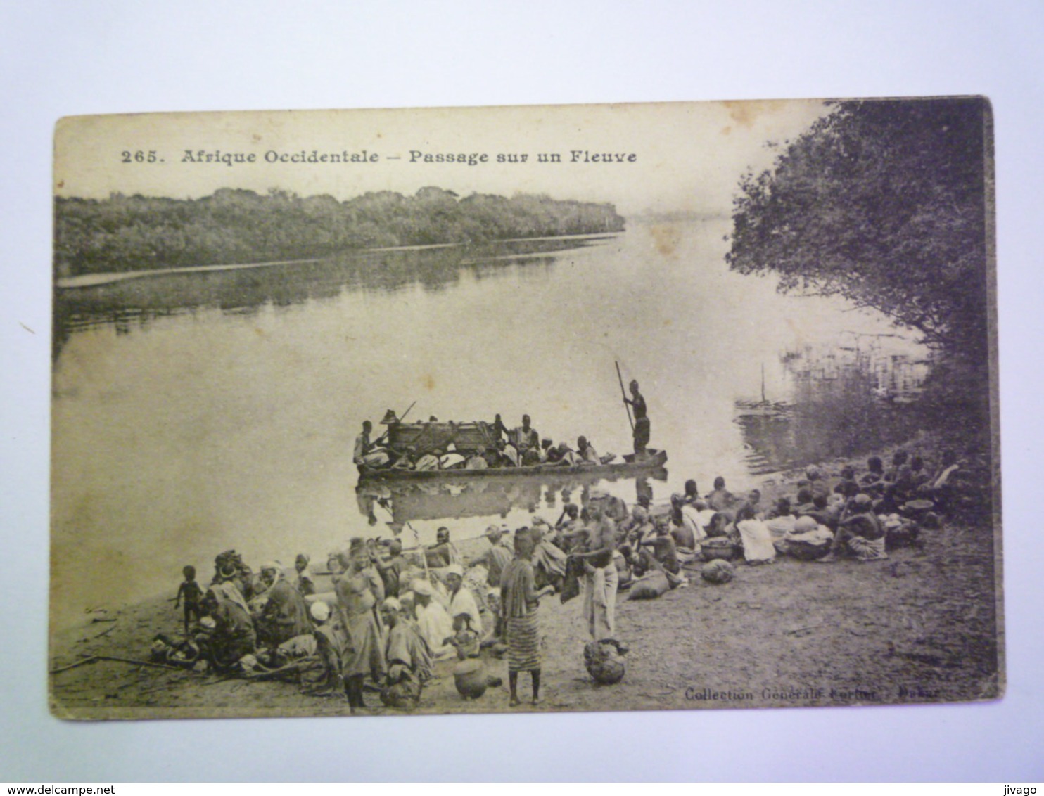 2020 - 4521 B  GHANA / GOLD CAST  :  Passage Sur Un Fleuve   1922   XXX - Ghana - Gold Coast