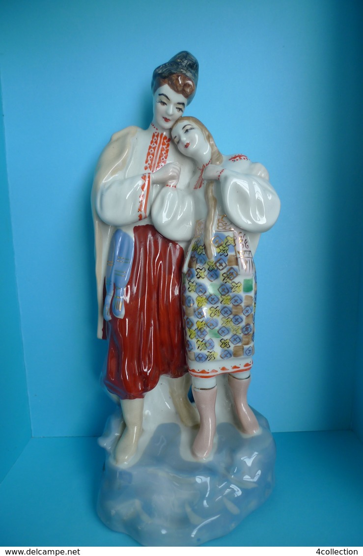 USSR Soviet Porcelain Couple I Love Woman Man Costumes Polonne Polonnoe FIGURINE - Other & Unclassified