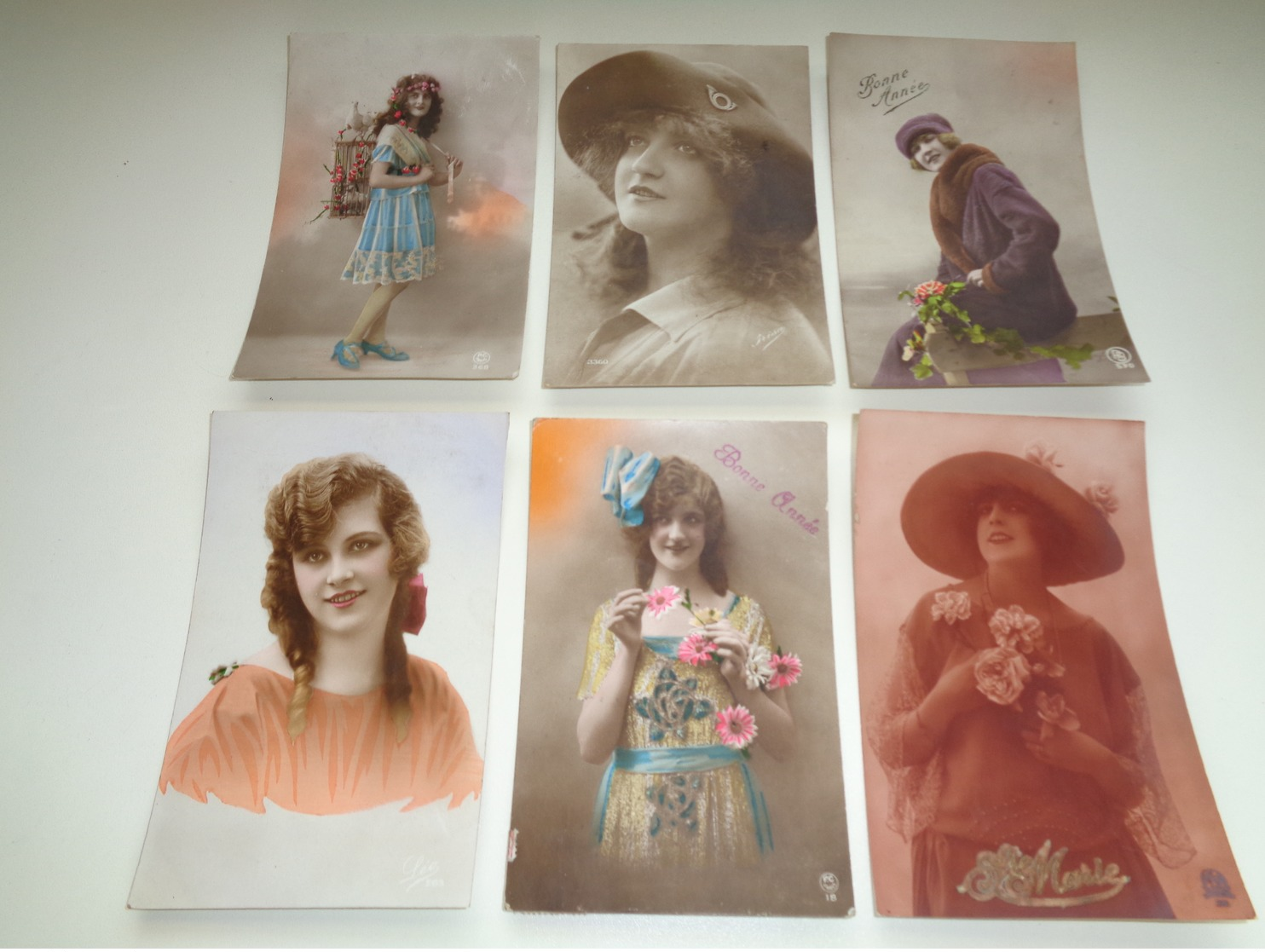 Beau Lot De 60 Cartes Postales De Fantaisie Femmes Femme   Mooi Lot Van 60 Postkaarten Fantasie Vrouwen Vrouw - 60 Scans - 5 - 99 Cartes