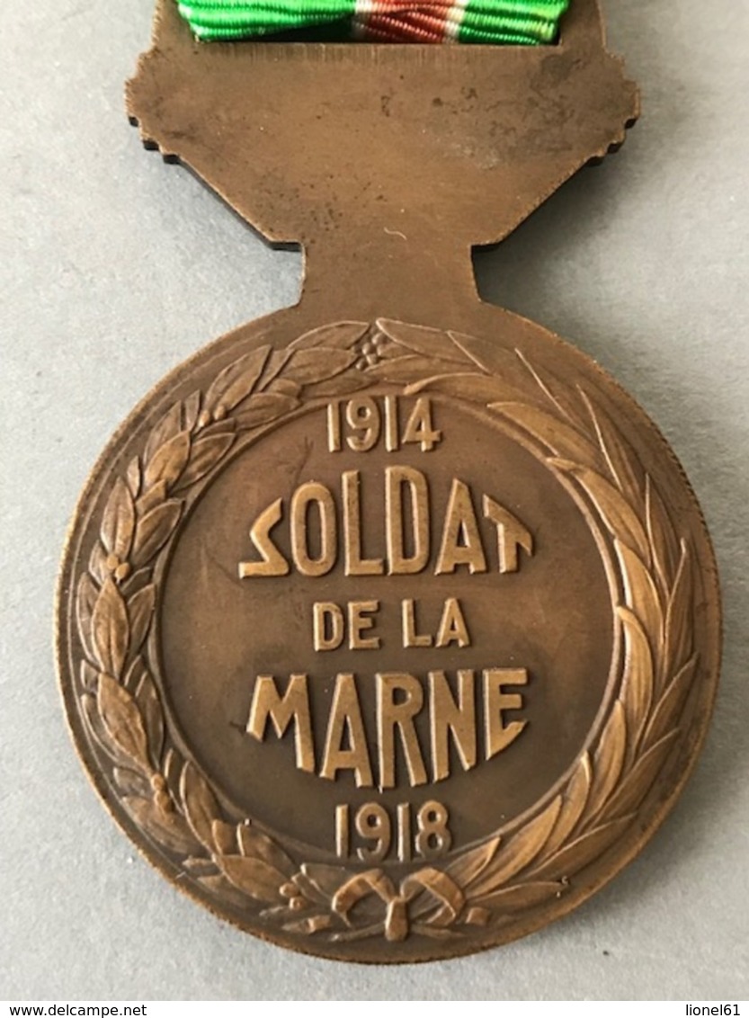 MEDAILLE De La MARNE  (Provenant Du Cadre Vitrine Fabriqué Par Le Propriétaire Qui était Sculpteur J. T.. Non Compris) - Autres & Non Classés