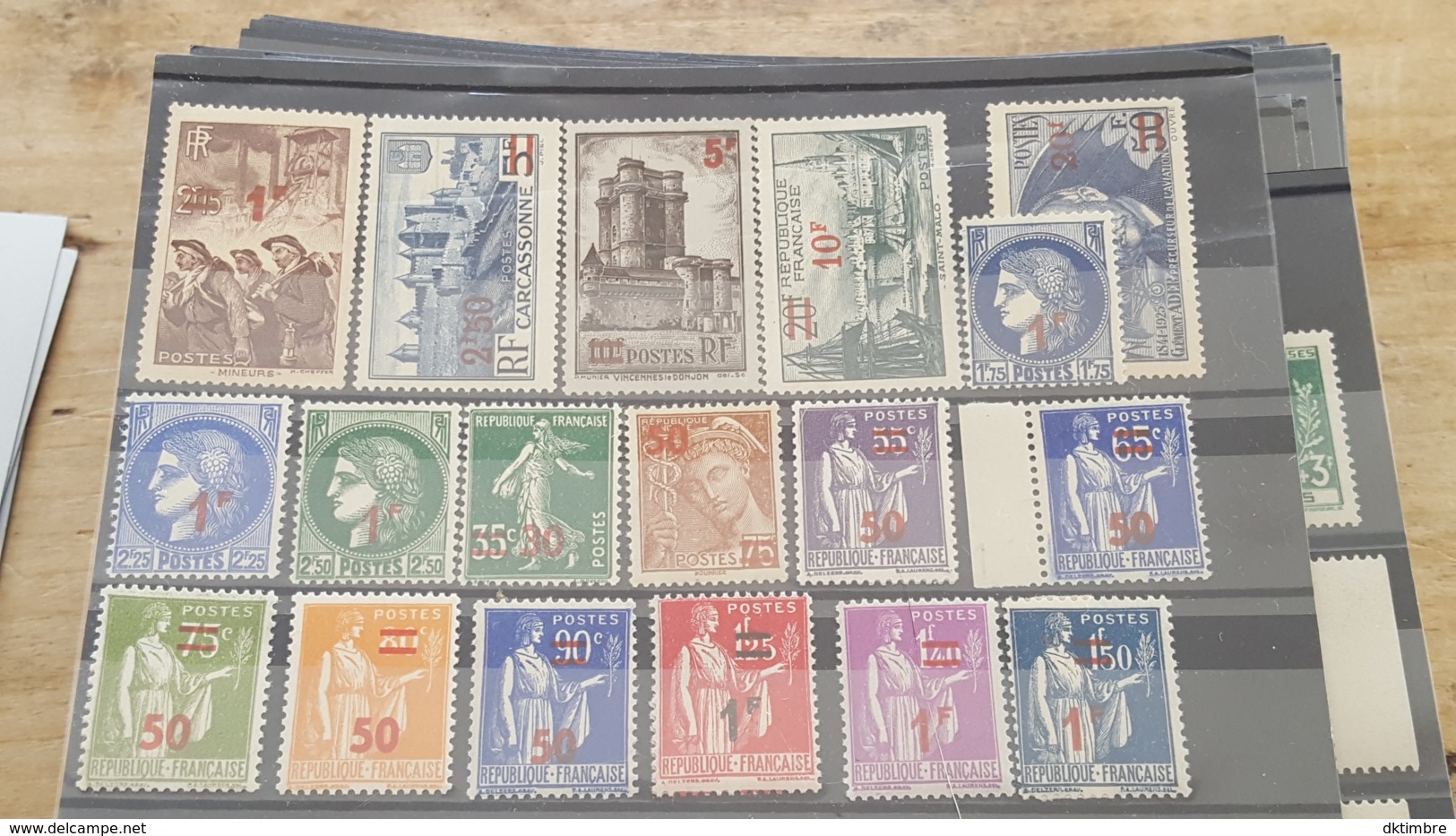 LOT 495636 TIMBRE DE FRANCE NEUF** LUXE N°476 A 493 - Neufs