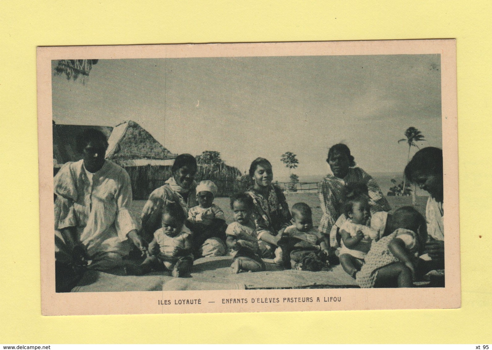 Iles Loyauté - Enfants D Eleves Pasteurs A Lifou - Nueva Caledonia