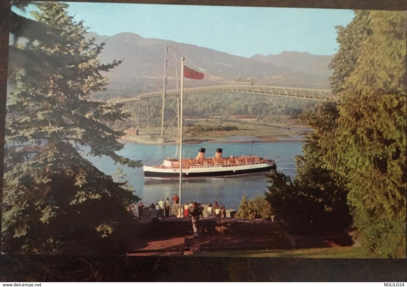 Cpa,cpsm, VANCOUVER, B.C, Canada, Ship CPSS Princess Patricia Passing Under The Lion's Gate Bridge, Stanley Park, - Vancouver