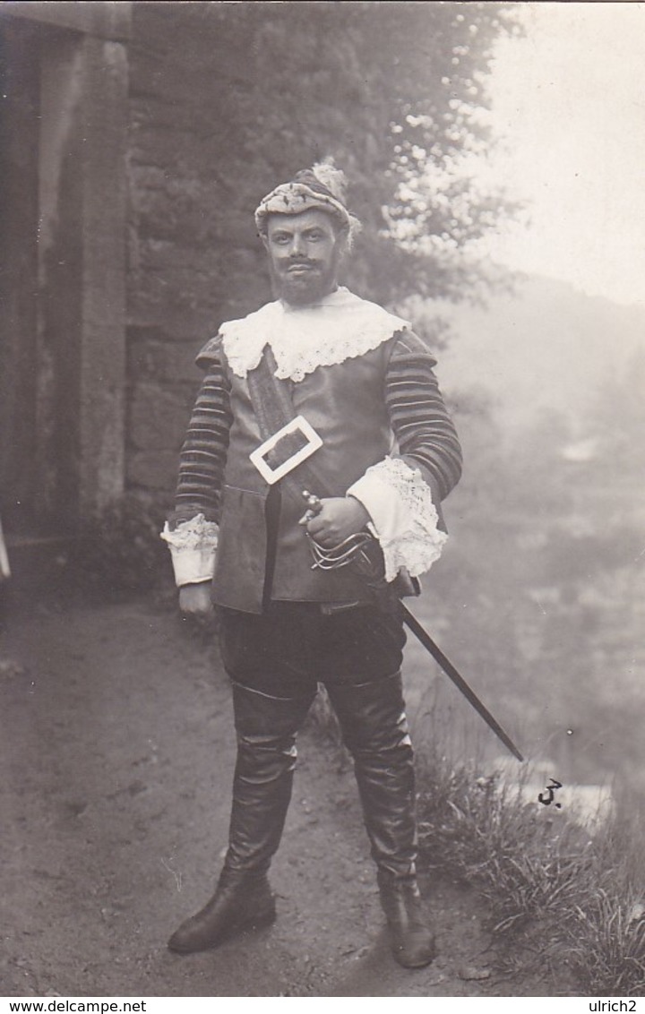 AK Foto Mann In Historischem Kostüm - Ritter Edelmann - Ca. 1910  (48241) - Personen