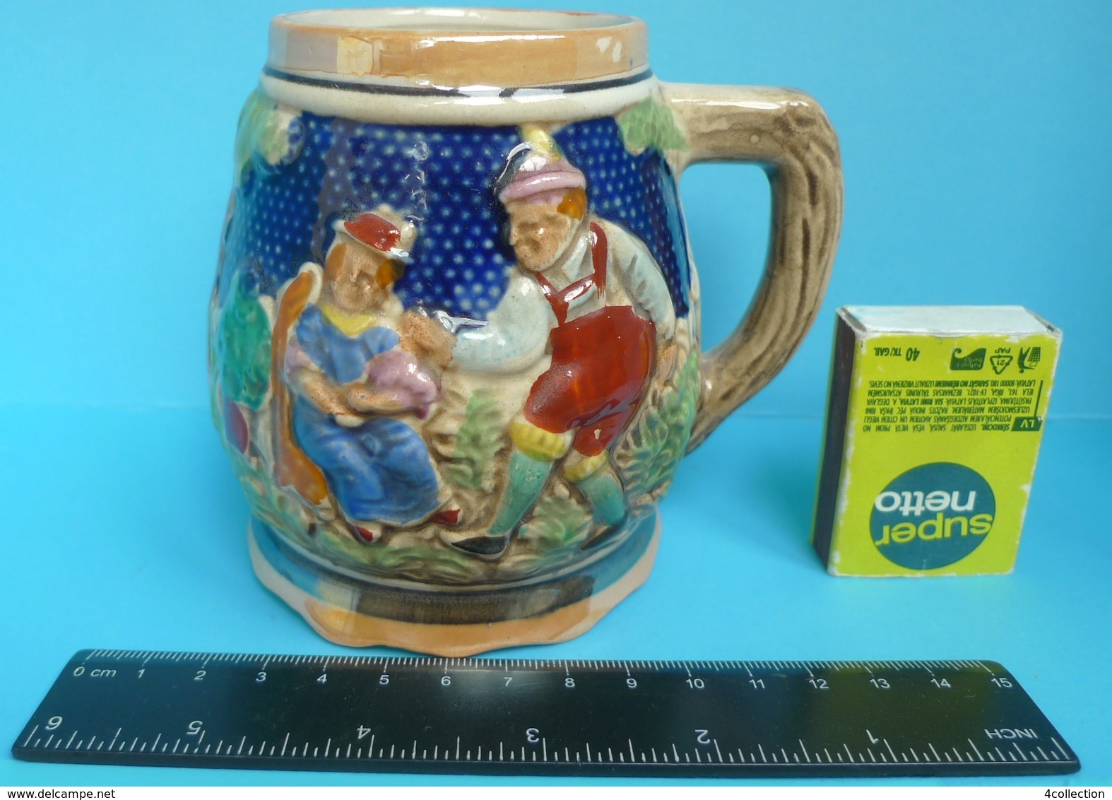 Old Drinkware Germany Collectibes Relief BEER MUG Stein Lamp People Couple City