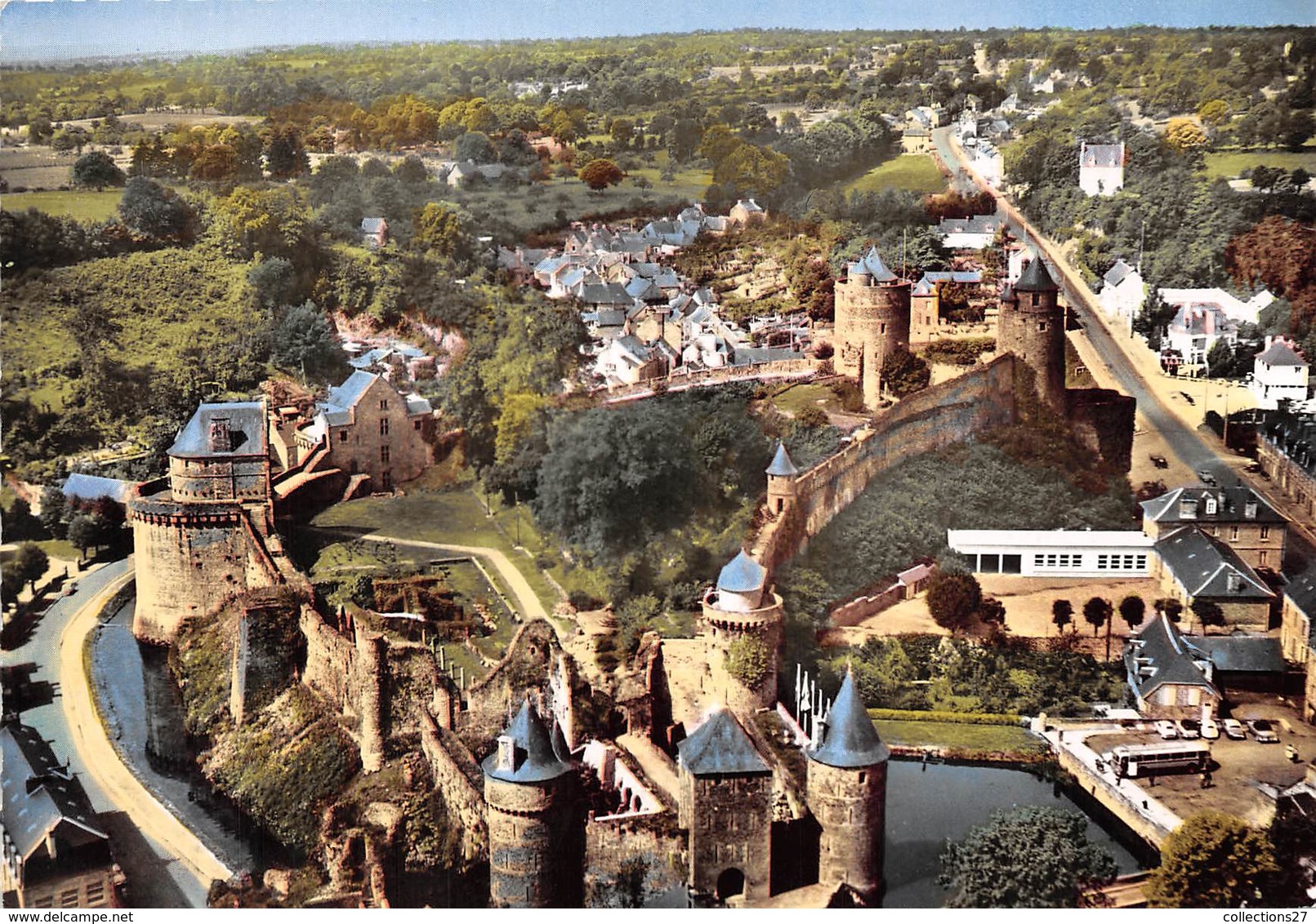 35-FOUGERES- VUE DU CIEL - Fougeres