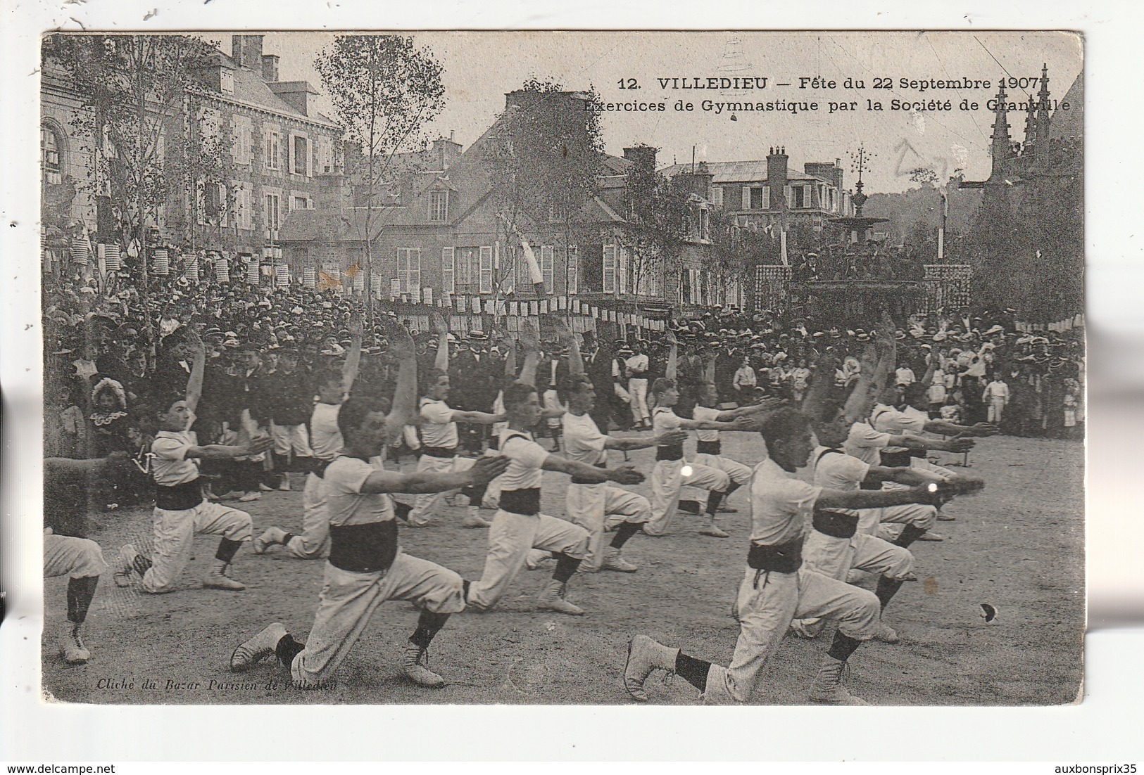 VILLEDIEU - FETE DU 22 SEPTEMBRE 1907 - EXERCICES DE GYMNASTIQUE PAR LA SOCIETE DE GRANVILLE - 50 - Villedieu