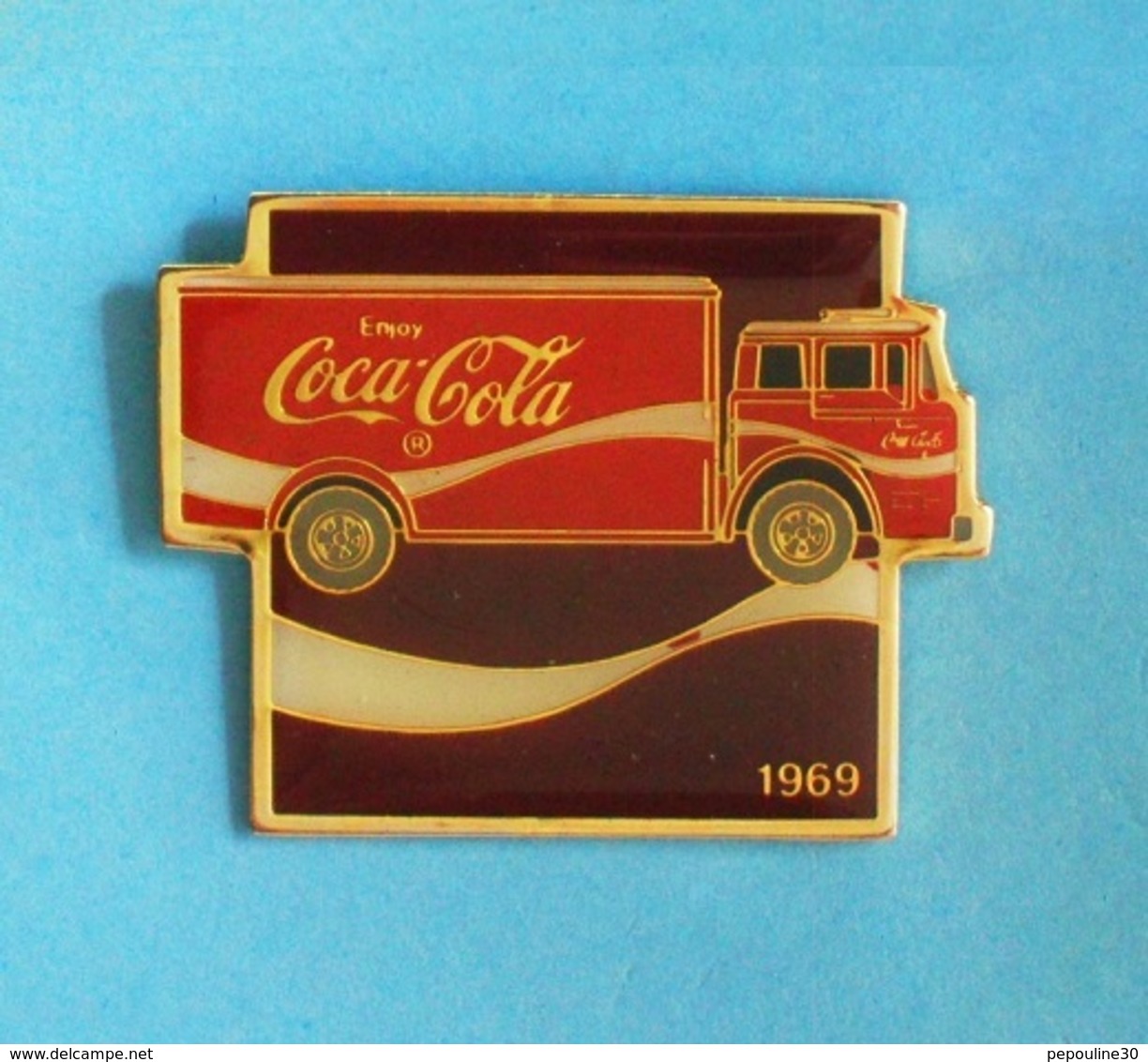1 PIN'S  //   ** CAMION / Enjoy COCA-COLA® / 1969  ** . (©1985 Wilson Marketing The Coca-Cola Company) - Coca-Cola