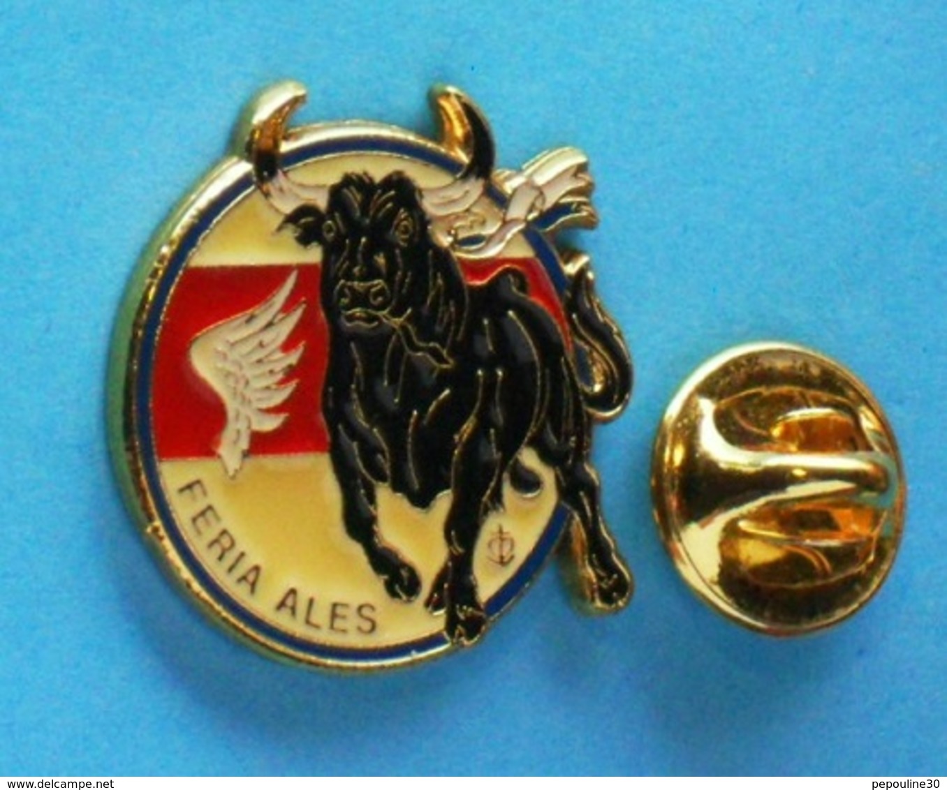 PIN'S //  ** FÉRIA / ALÈS / GARD CÉVENNES / OCCITANIE ** . (Atlanti's) - Bullfight - Corrida