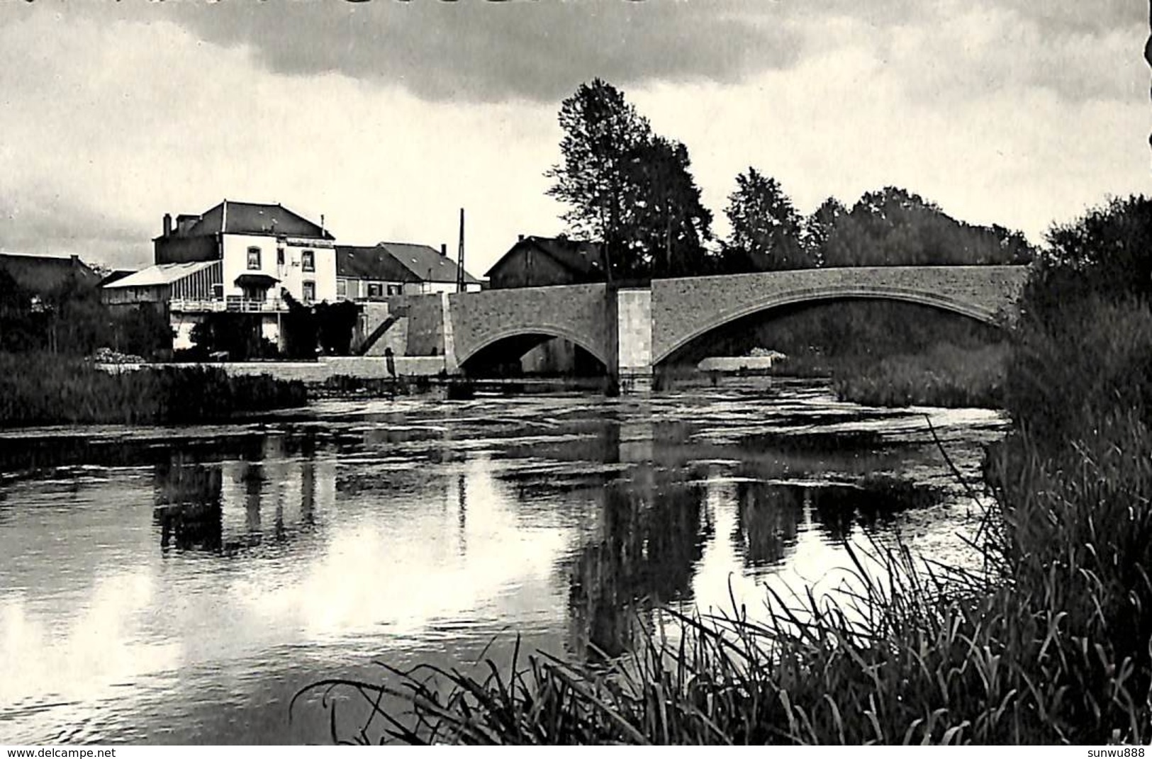 Martué - Florenville - Auberge De La Maison Blanche - Le Pont - Florenville