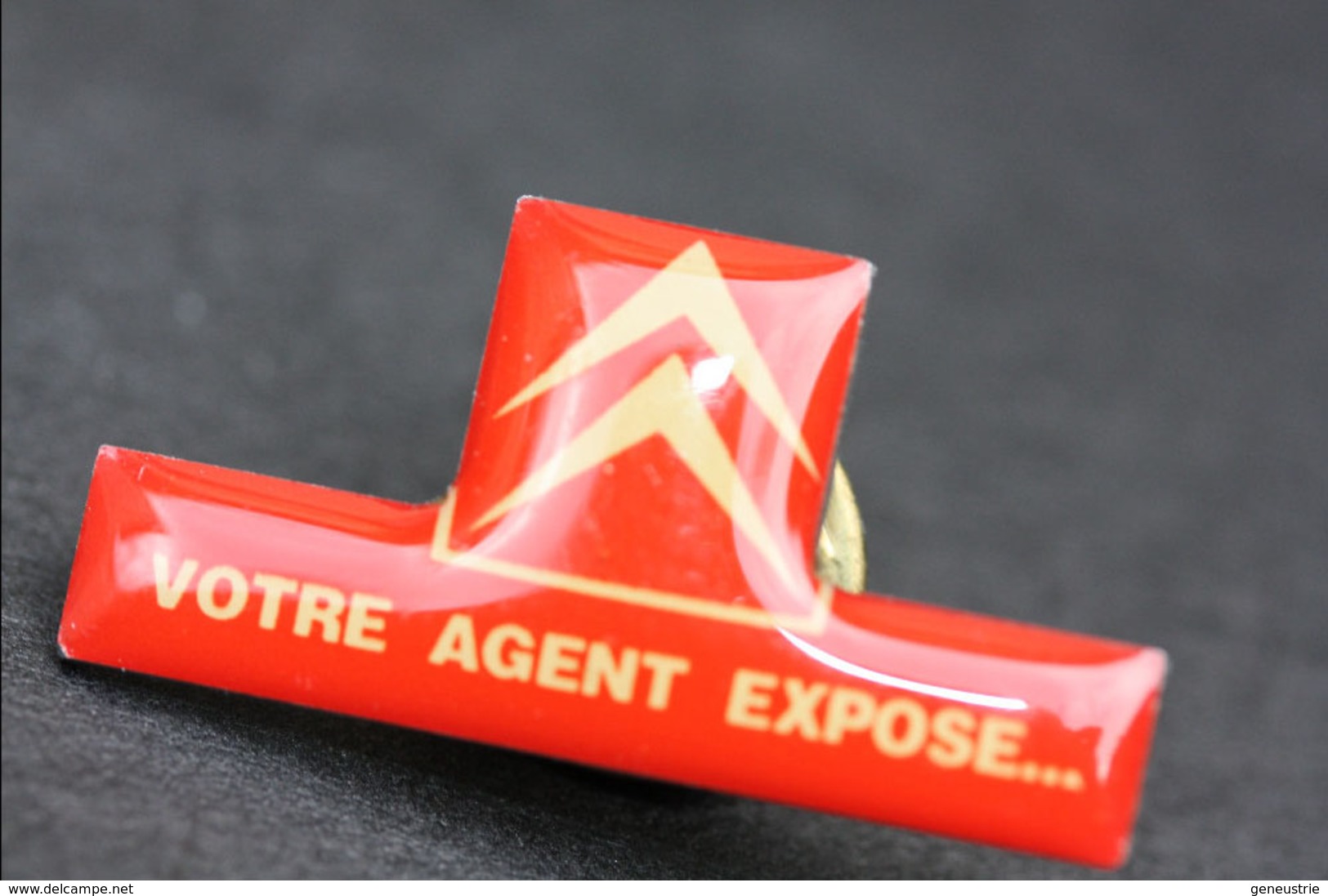 Pin's "Votre Agent Expose"  Citroën - Automobiles PSA - Citroën