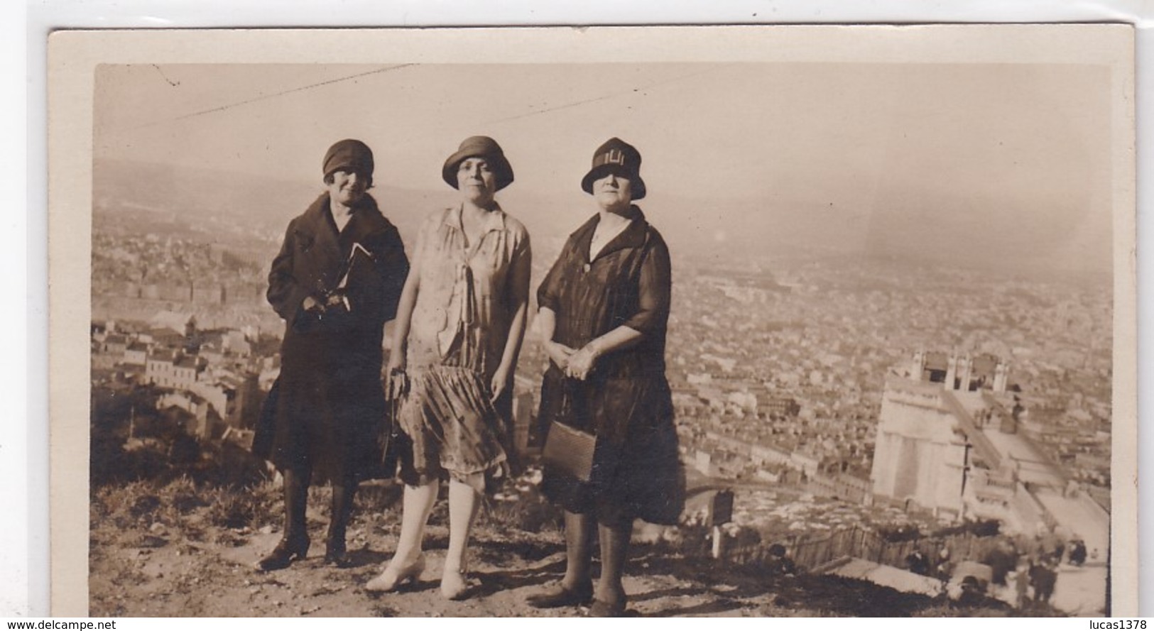 13 / MARSEILLE / TRES JOLIE CARTE PHOTO / VUE DE NOTRE DAME DE LA GARDE - Weltausstellung Elektrizität 1908 U.a.