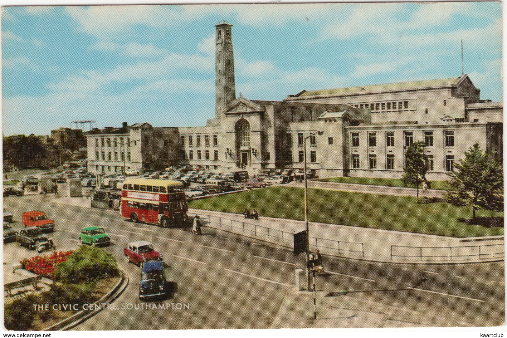 Southhampton: AUSTIN A30 ESTATE, MINI, HILLMAN MINX, COMMER COB, DOUBLE DECK BUS - The Civic Centre  - (England) - PKW