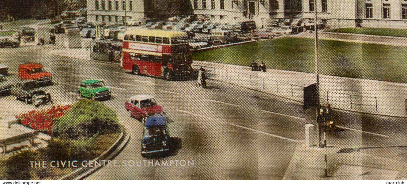 Southhampton: AUSTIN A30 ESTATE, MINI, HILLMAN MINX, COMMER COB, DOUBLE DECK BUS - The Civic Centre  - (England) - PKW