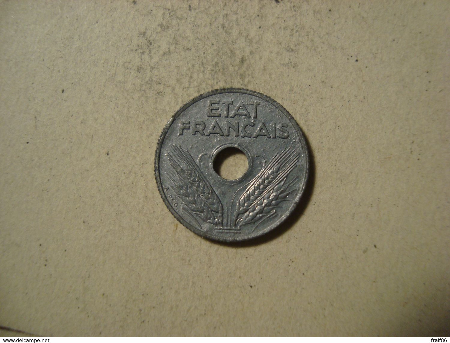 MONNAIE FRANCE 10 CENTIMES 1943 ETAT FRANCAIS ( Petit Module ) - 10 Centimes