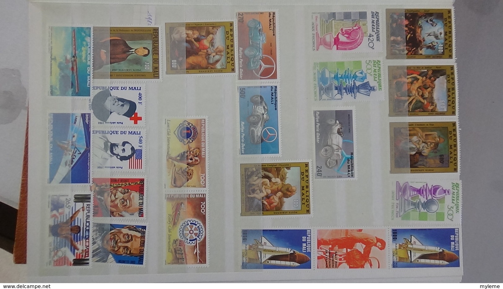 D17 Dispersion d'une très grosse collection de timbres et blocs ** dont Mali,Maroc, Mauritanie. Voir commentair