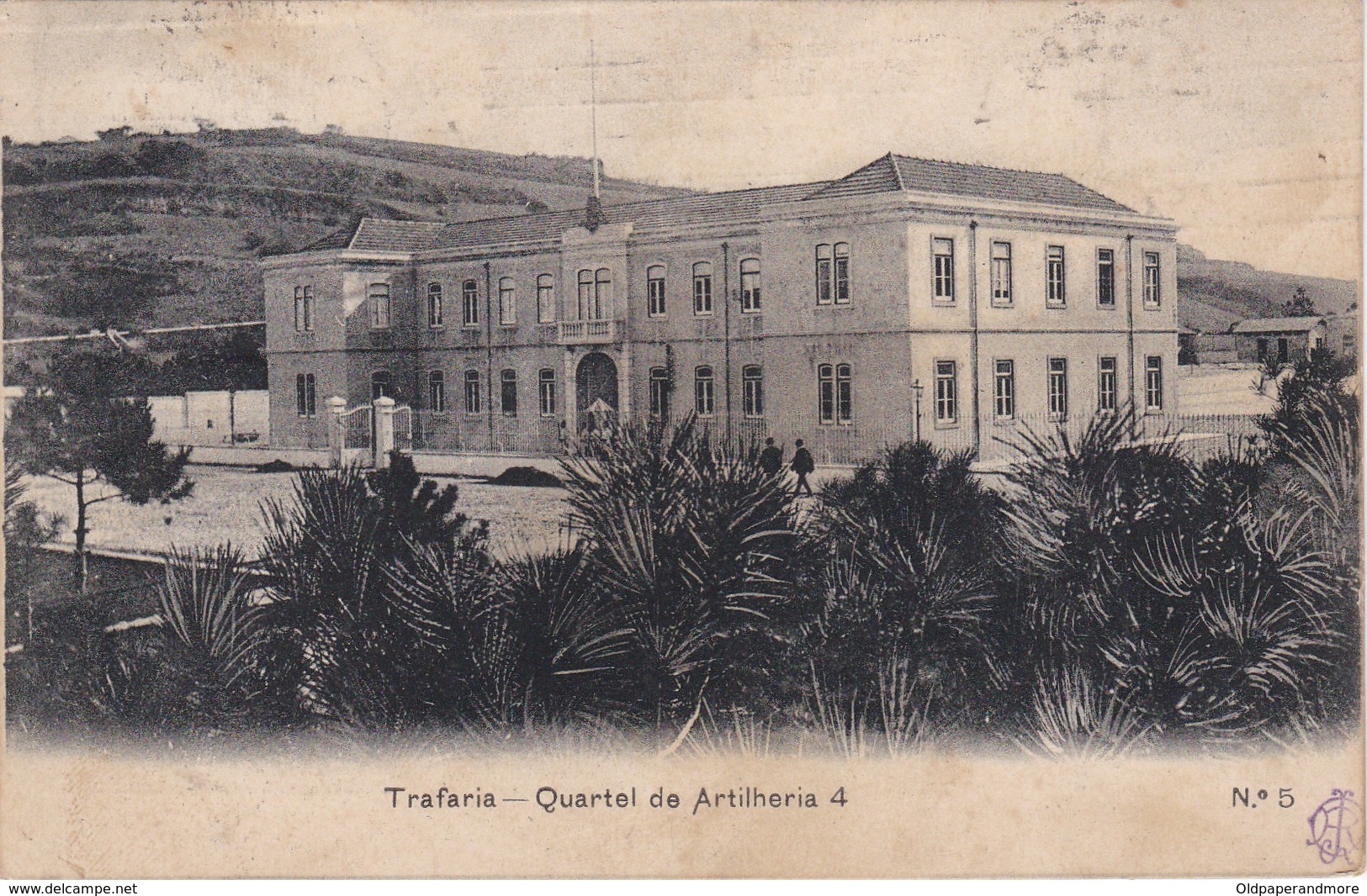 POSTCARD PORTUGAL - TRAFARIA - QUARTEL DA ARTILHARIA 4 - Setúbal