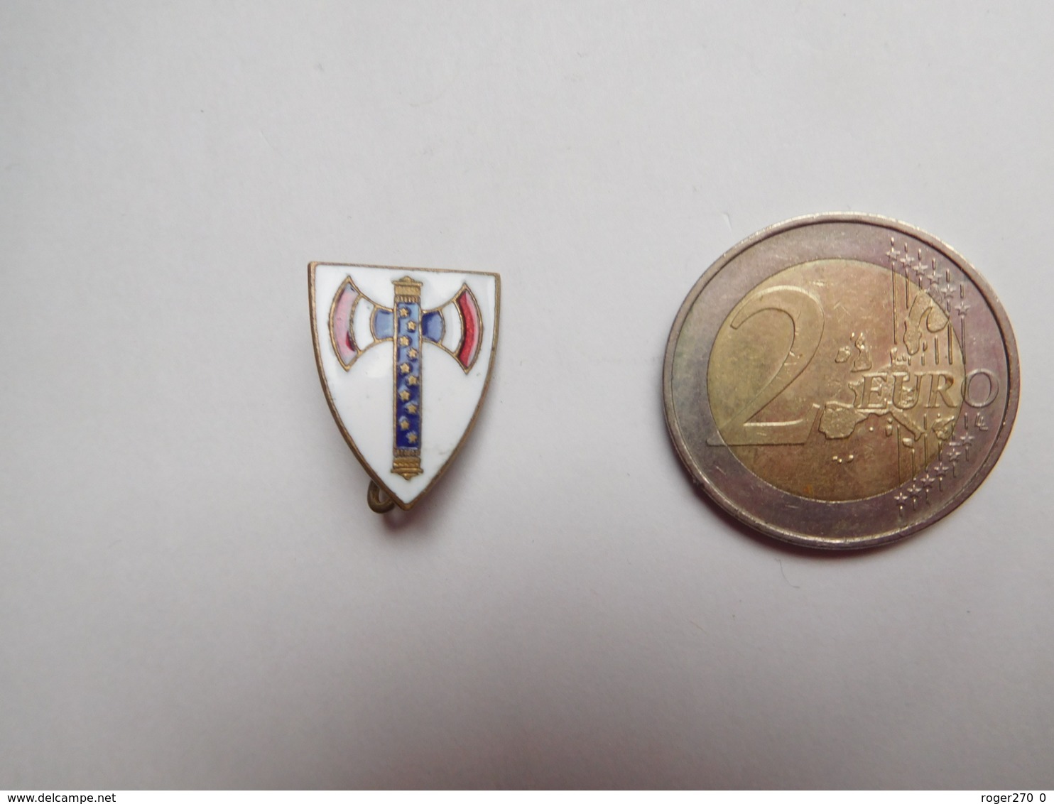 Belle Broche En émail , Armée Militaire , Francisque , Pétain - Armée De Terre