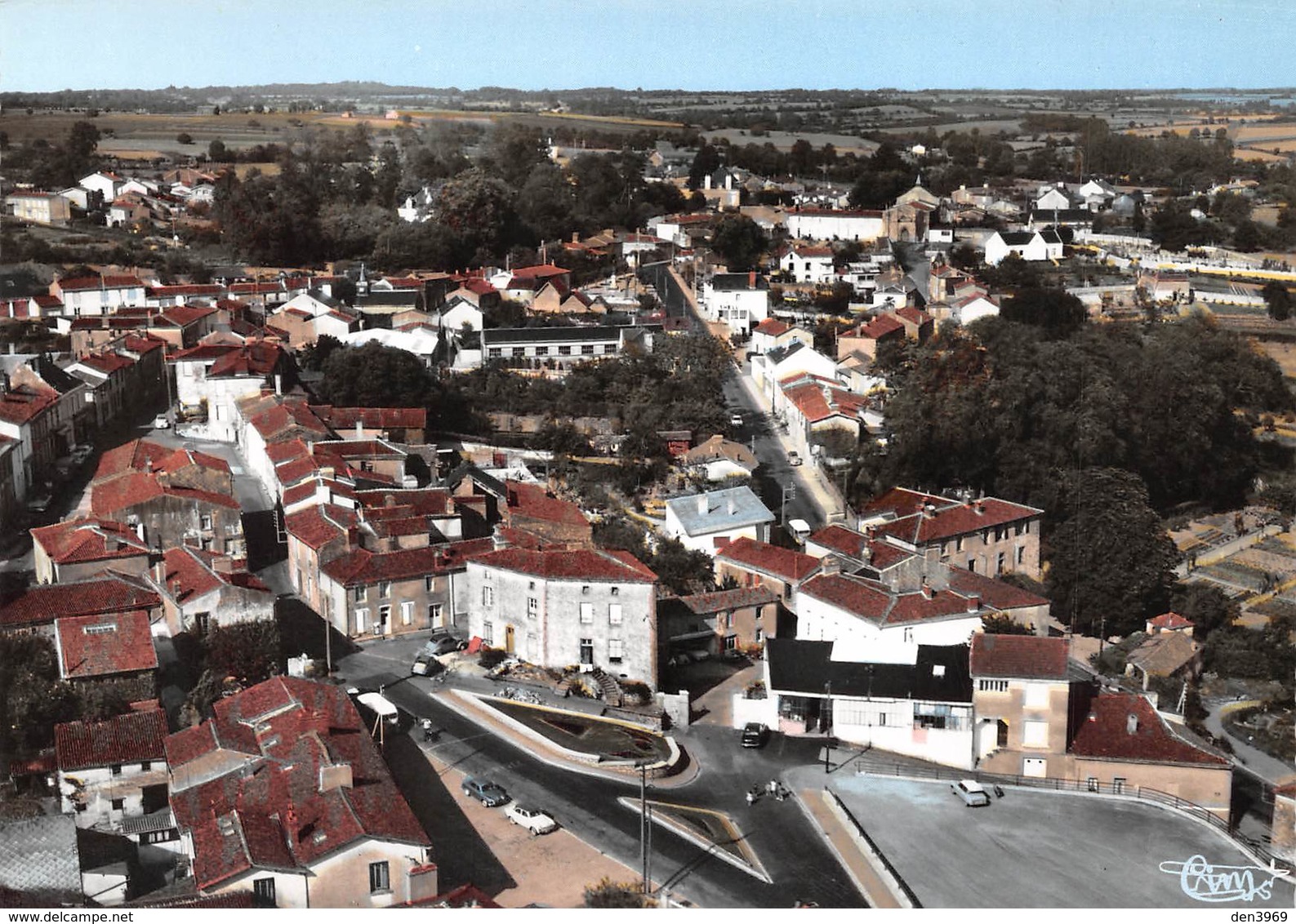 MONTFAUCON - Vue Générale Aérienne - Montfaucon