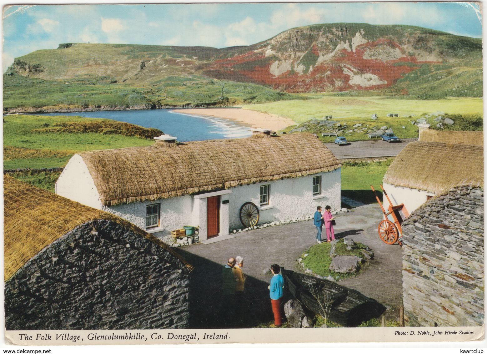 Glencolumbkille - The Folk Village - (Donegal, Ireland) - AUSTIN MINI -  John Hinde - Donegal