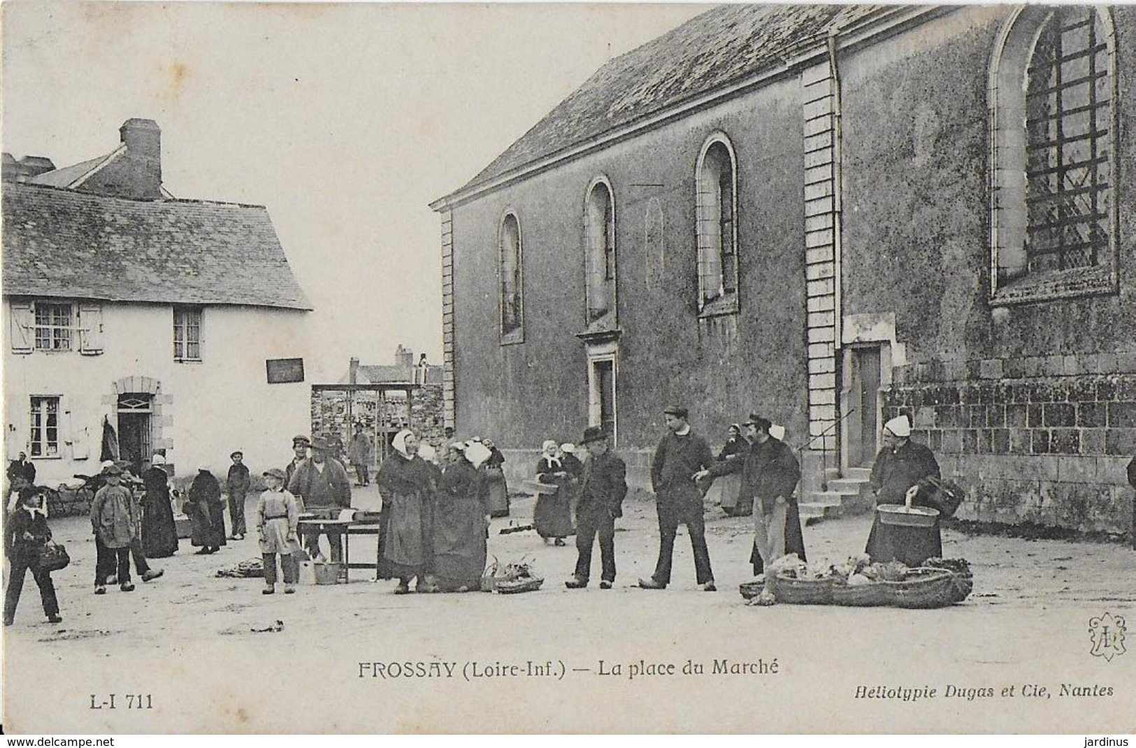 FROSSAY( Loire -inf. ) : La Place Du Marché - Ses Petits Producteurs (1907) - Frossay