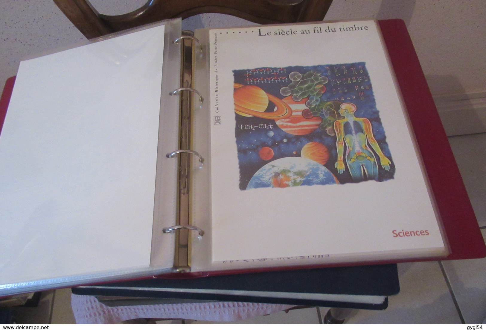 France 2001  Année complète   Documents Blocs compris ( le siècle au fil du timbre Bruegel l' Ancien, , ETC ... 50 scans