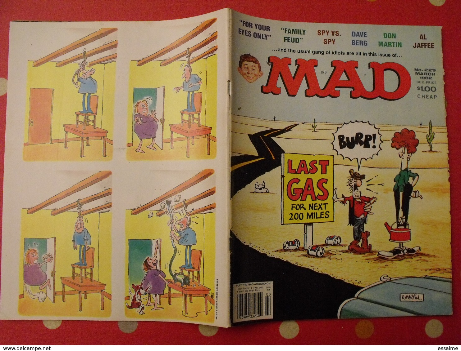 12 n° de MAD de 1980-1982. jack richard, don martin, david berg, jaffee. en anglais