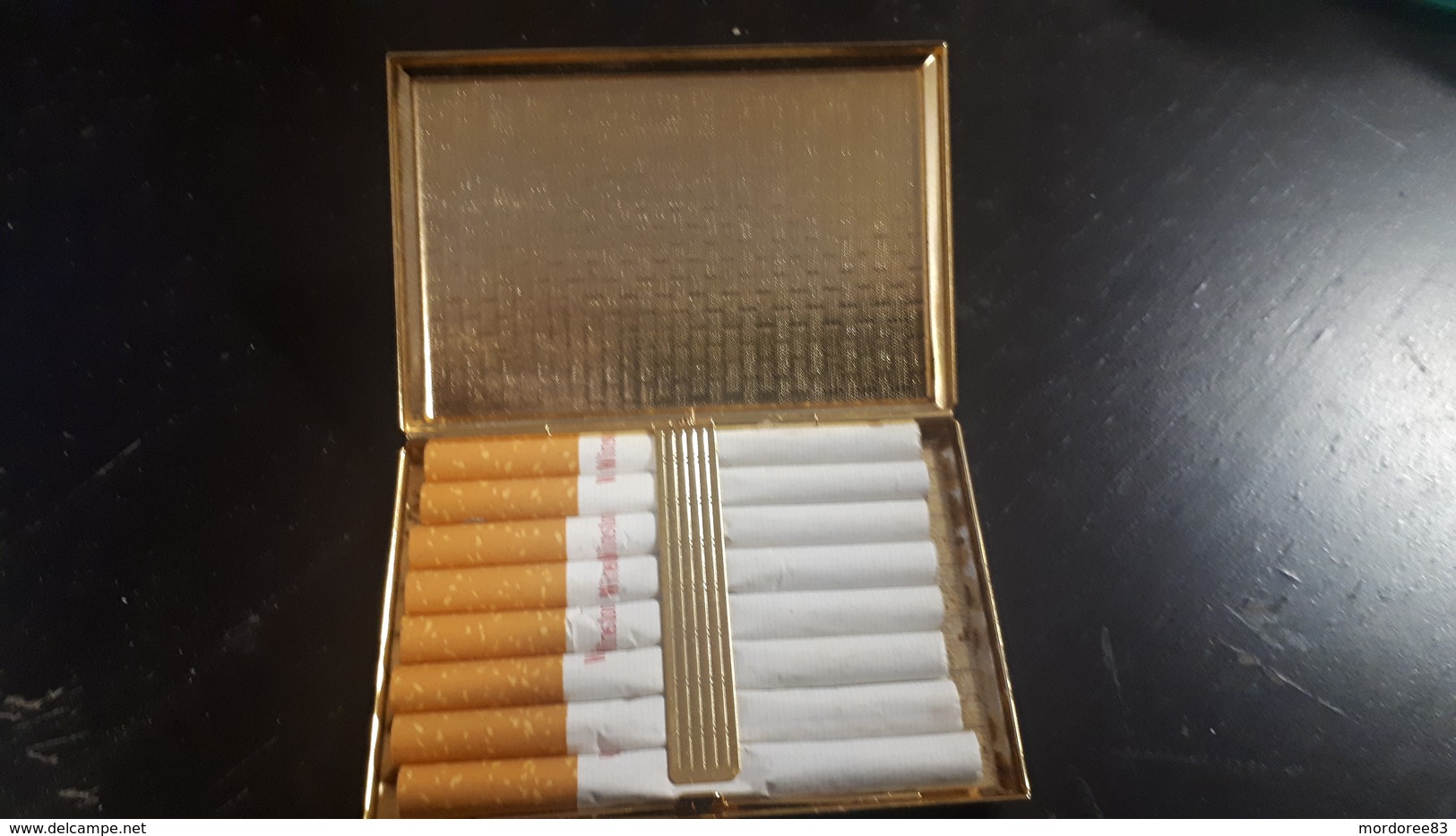 ETUI A CIGARETTE METAL DORE RECTO COMPOSITION FLORALE AUTHENTIQUE - Etuis à Cigarettes Vides