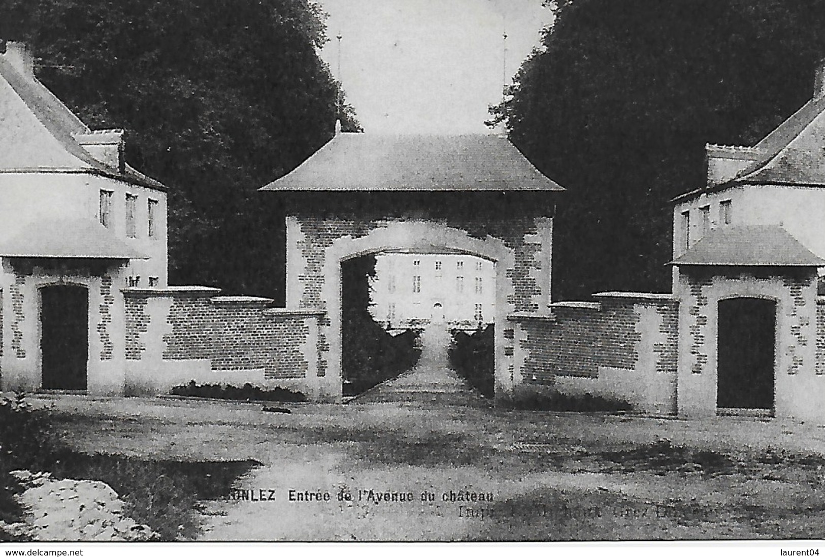 CHAUMONT GISTOUX. BONLEZ. ENTREE DE L'AVENUE DU CHATEAU - Chaumont-Gistoux