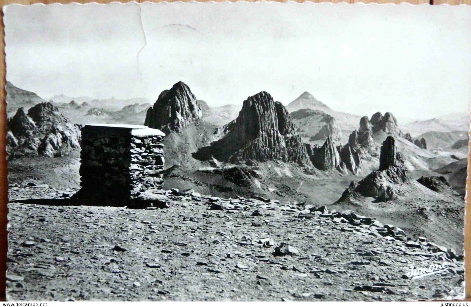 6 TAMANRASSET HOGGAR ASSEKREM VUE GENERALE SUR LE MASSIF TAMPON CIE MEHARISTE DU TIDIKELT HOGGAR EN 1958 - Autres & Non Classés