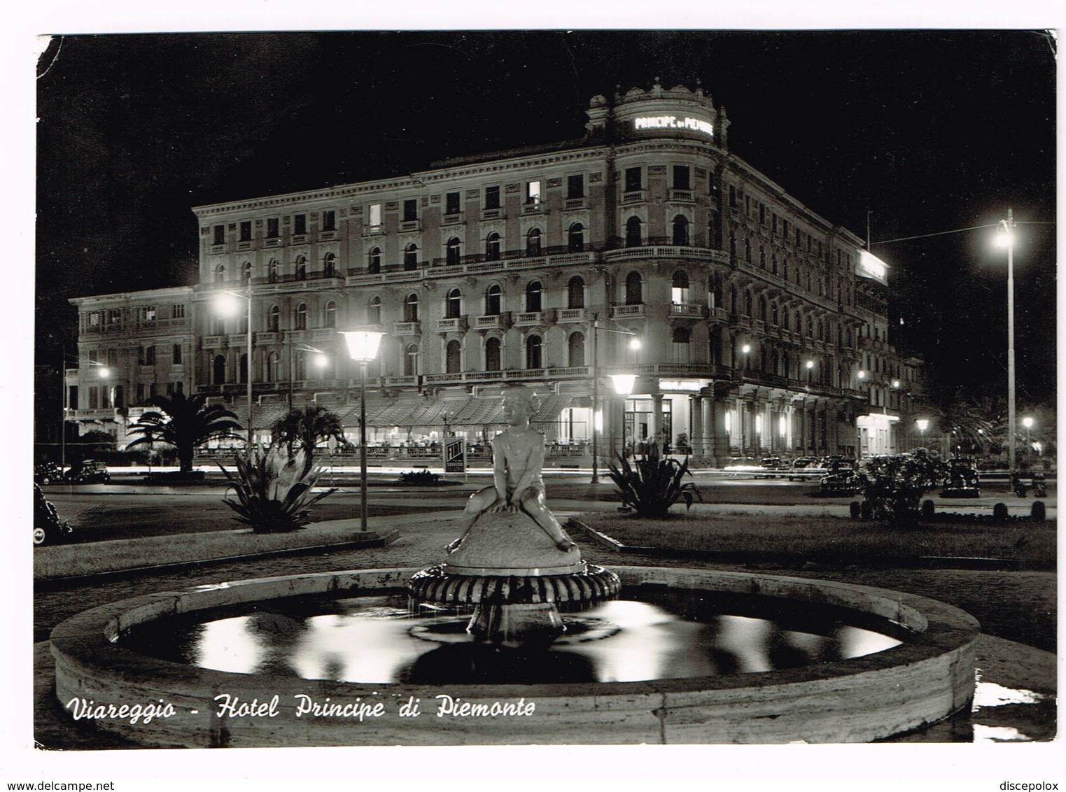 V4924 Viareggio (Lucca) - Hotel Principe Di Piemonte - Fontana - Notturno Notte Night Nuit Nacht Noche / Viaggiata 1960 - Viareggio