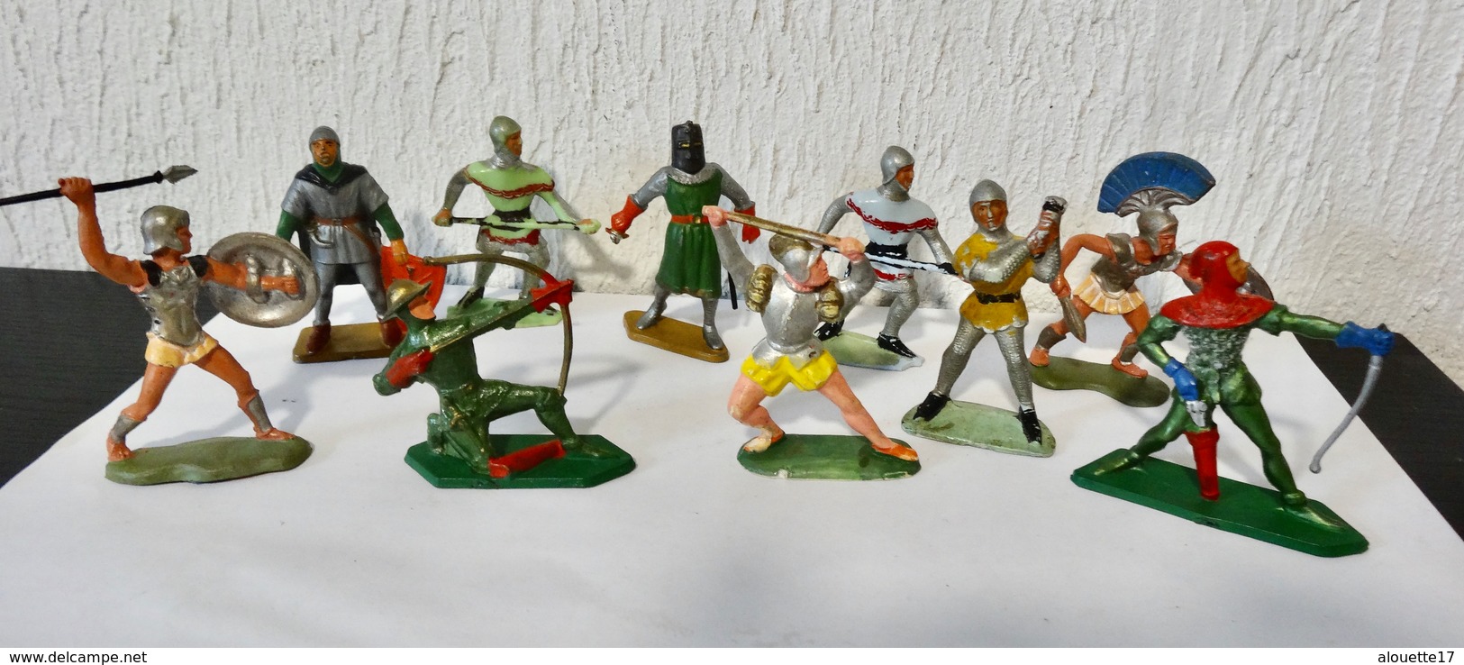 LOT ANCIENNES FIGURINES DIVERS - Starlux