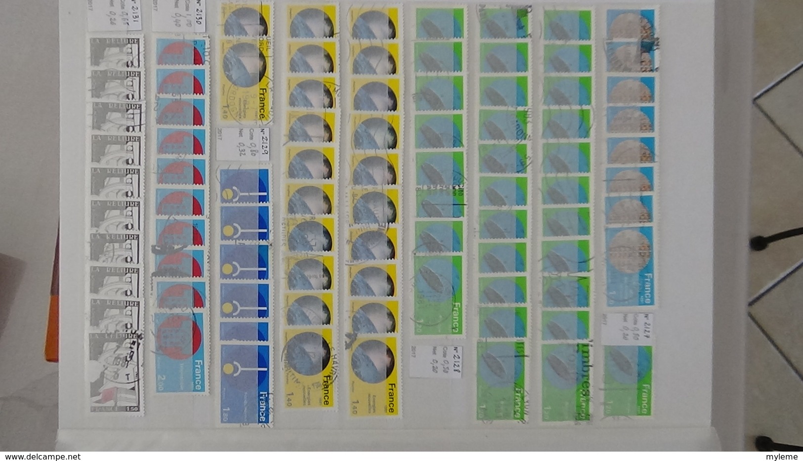 B449 Dispersion stock marchand de 12 albums oblitérés de France N° 1914 à 2346. Voir commentaires !!!!