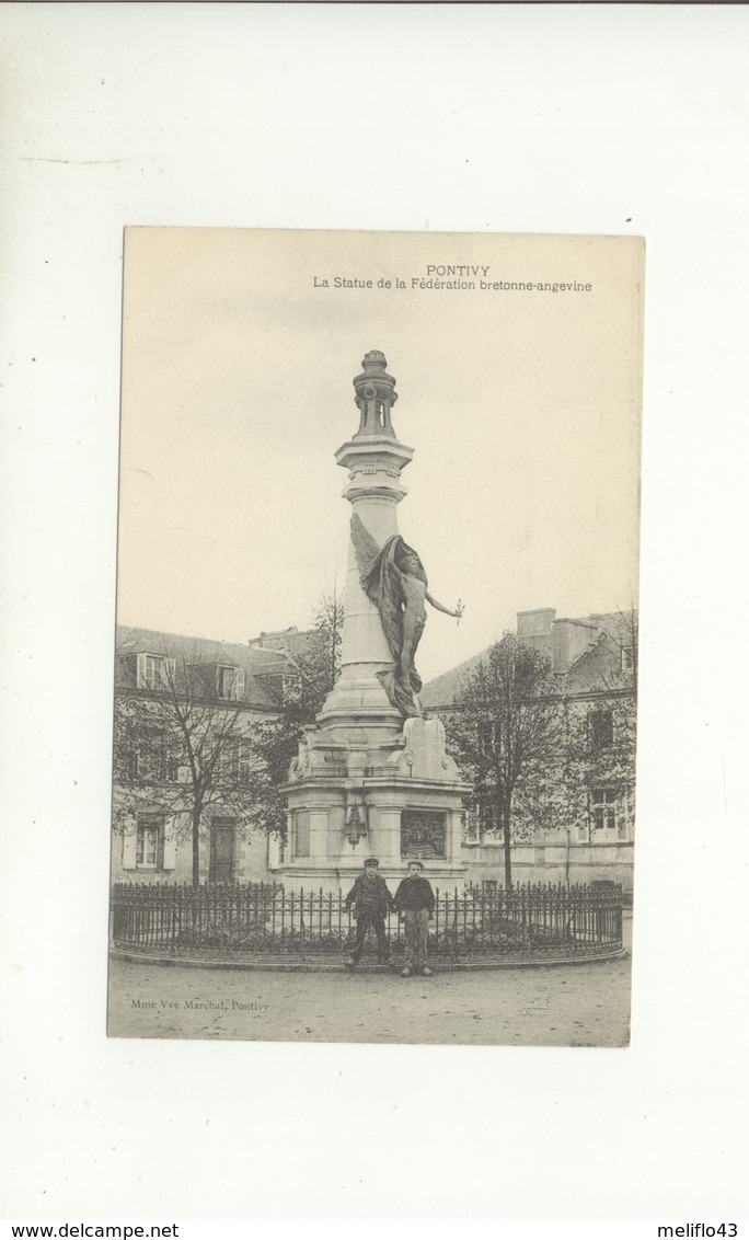 56/CPA A - Pontivy - Statue De La Fédération Bretonne Angevine - Pontivy