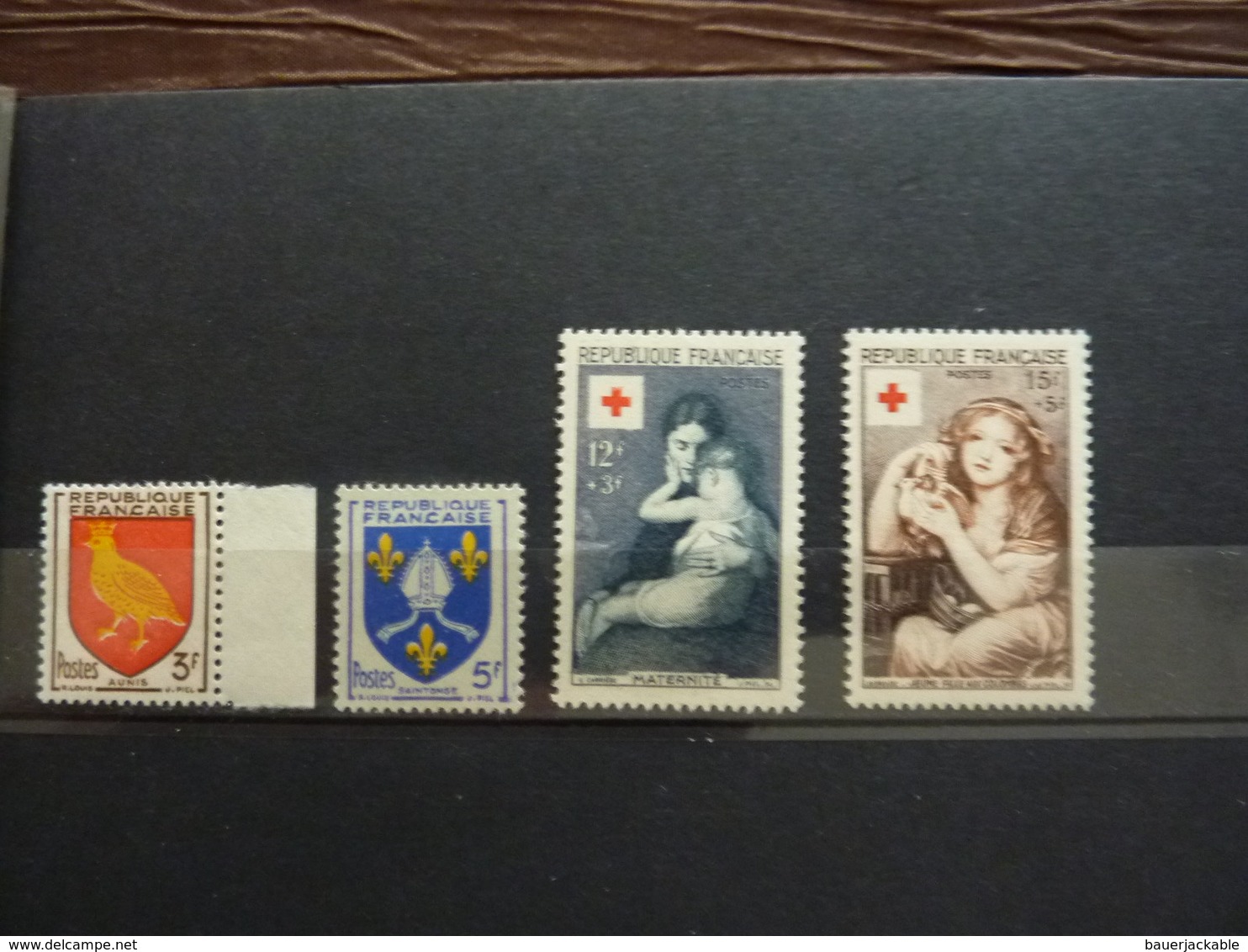 LOT TIMBRES COTE ENVIRON 1360 € , scans complets