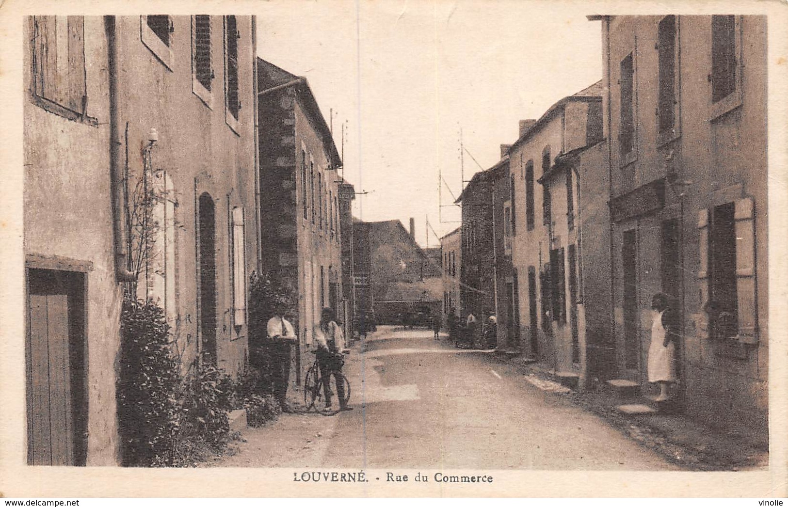 20-4034 : LOUVERNE. RUE DU COMMERCE. - Louverne