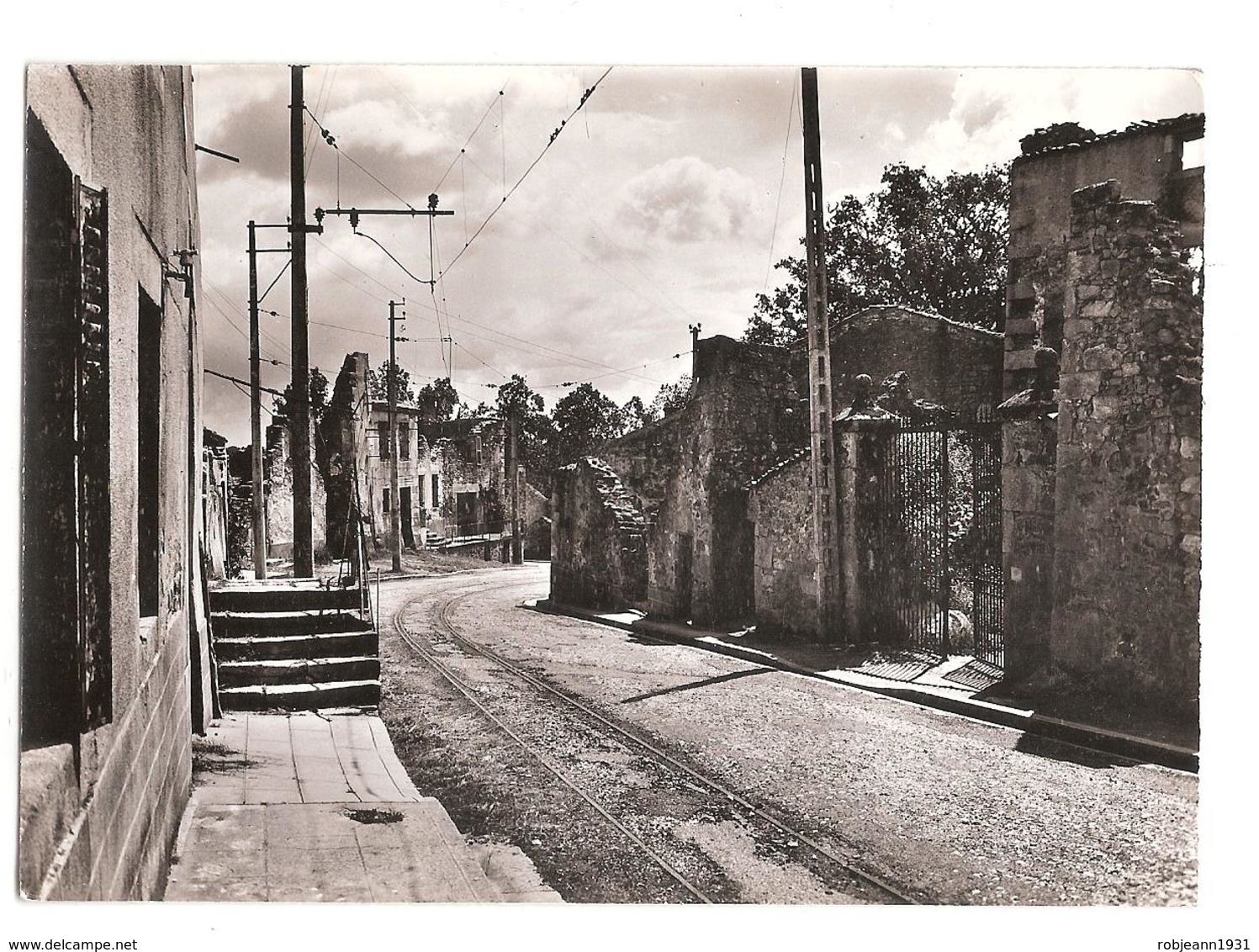 Oradour Sur Glane (87) Detruit Le 10 Juin 1944 ( Classe Site Historique ) La Grande Rue - Oradour Sur Glane