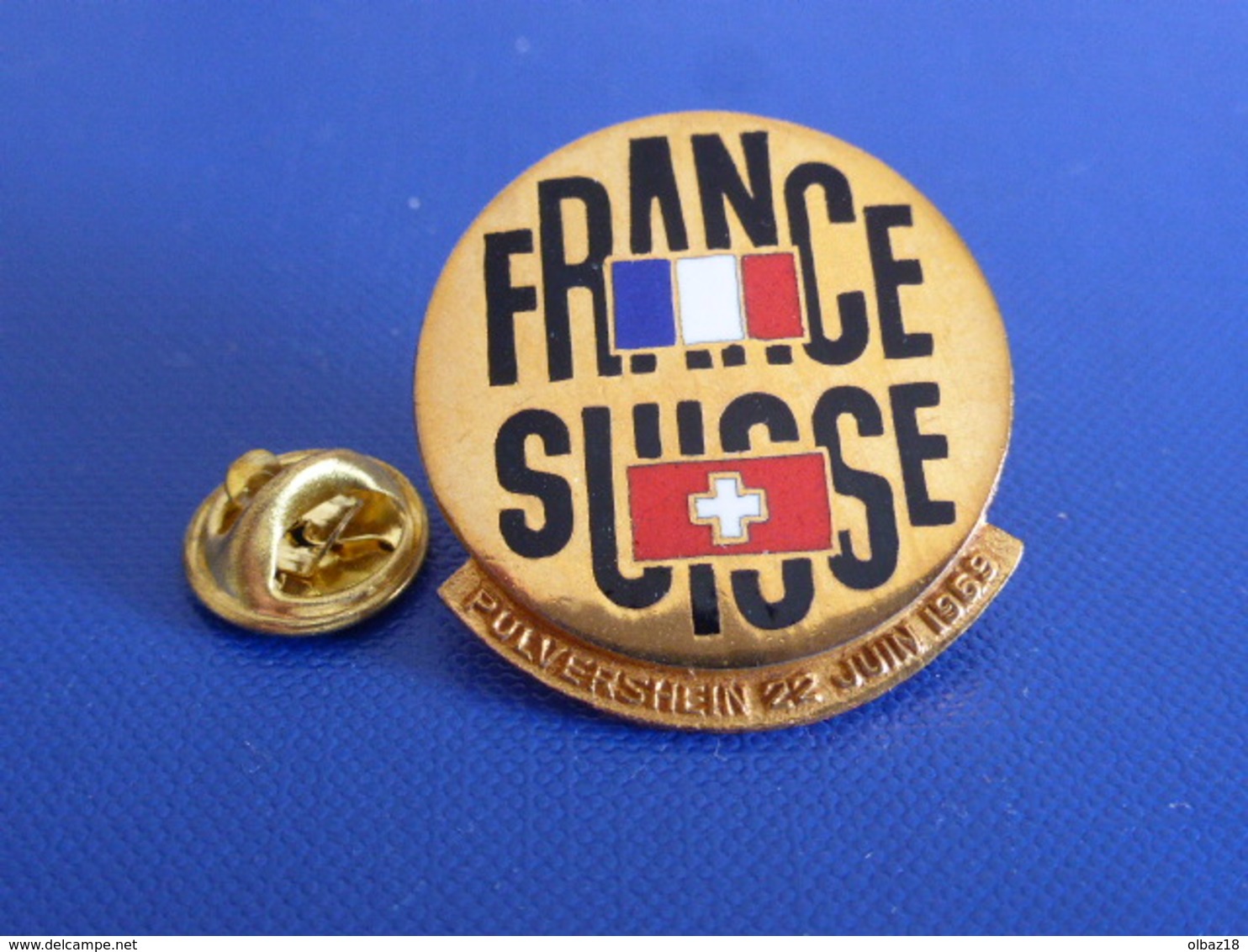 Pin's FFA France Suisse - Pulvershein 22 Juin 1969 - Drapeau - Larg 2.9 Cm (PE128) - Athlétisme