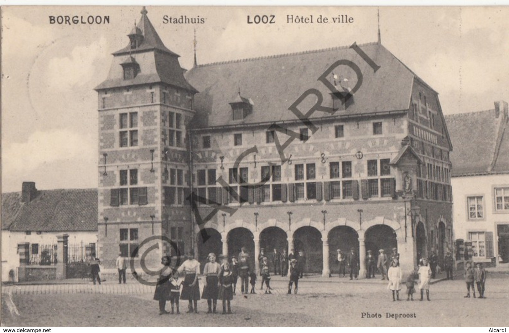 Postkaart / Carte Postale BORGLOON - LOOZ - Stadhuis  (B450) - Borgloon