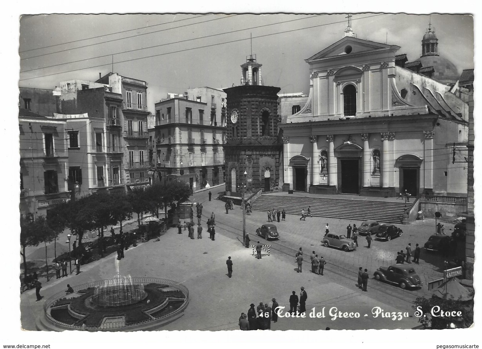 4693 - TORRE DEL GRECO PIAZZA S CROCE 1955 ANIMATA AUTOMOBILI - Torre Del Greco