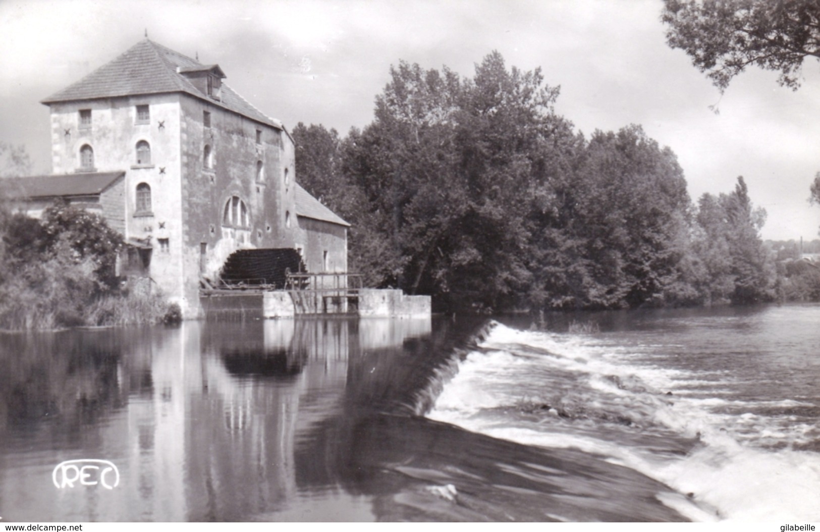 86 - Vienne -  SAINT SAVIN Sur GARTEMPE - Le Moulin Sur La Gartempe - Saint Savin